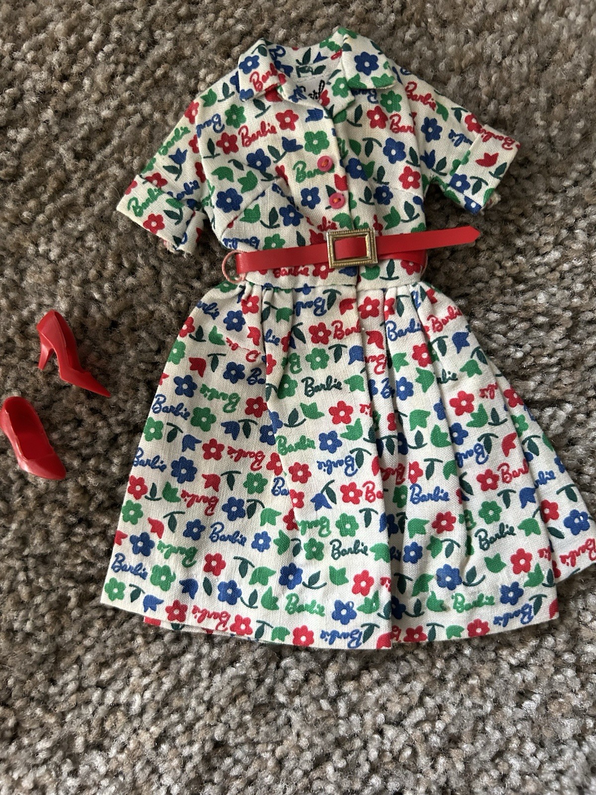 Mattel 1964 Vintage Barbie Hostess Set Heels Belt Near Mint Condition HTF Mattel 1964 Vintage Barbie Hostess Set Heels Belt Near Mint Condition HTF