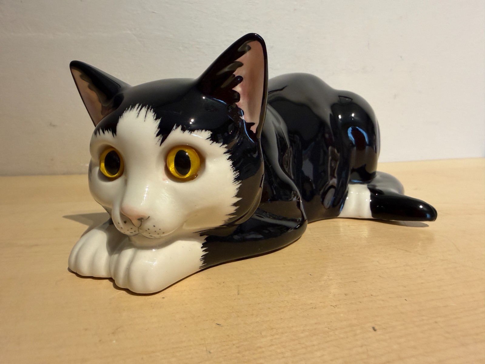 Vintage Just Cats & Co Black & White Cat Ornament felix lying down playful Vintage Just Cats & Co Black & White Cat Ornament felix lying down playful