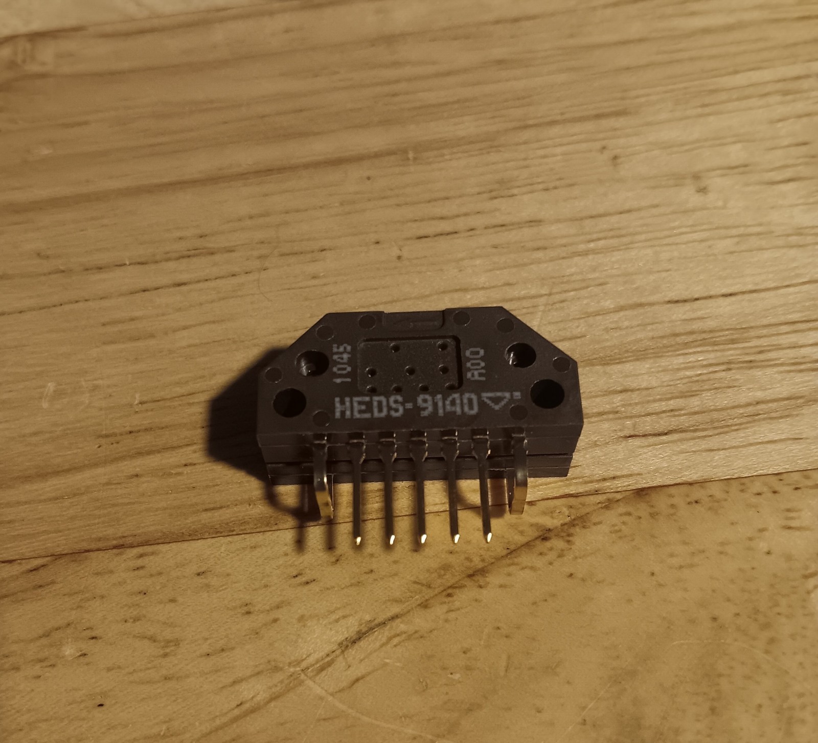  Broadcom Avago HEDS-9140#A00 Three-Channel Optical Incremental Encoder Module