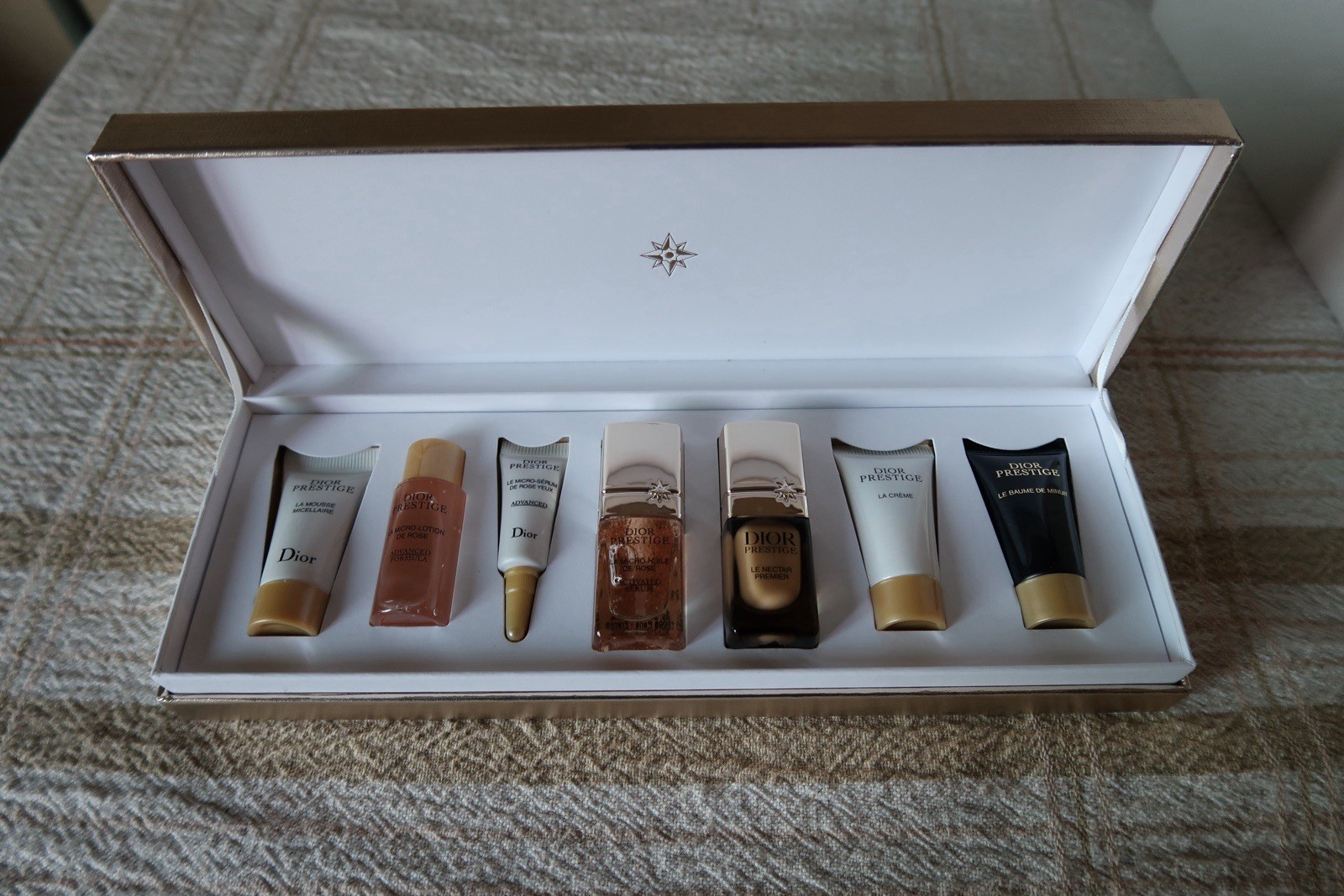 Dior Prestige 7-Piece Skin Care Set Face & Eyes Cleanser, Lotion, Serum, Cream Dior Prestige 7-Piece Skin Care Set Face & Eyes Cleanser, Lotion, Serum, Cream