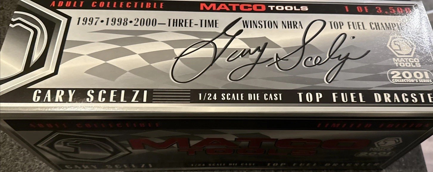 1:24 2001 Gary Scelzi / Winston Dragster. Untouched. W/ Display Case. GSS2421R 1:24 2001 Gary Scelzi / Winston Dragster. Untouched. W/ Display Case. GSS2421R