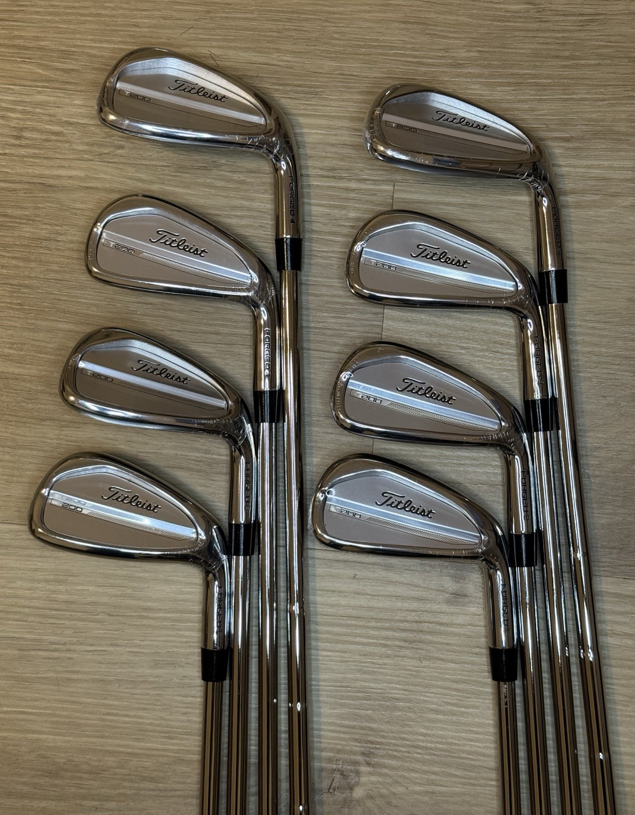 Titleist T200 Silver Iron Set – 4-PW + 48° | Right Hand | Dynamic Gold 105 S300
