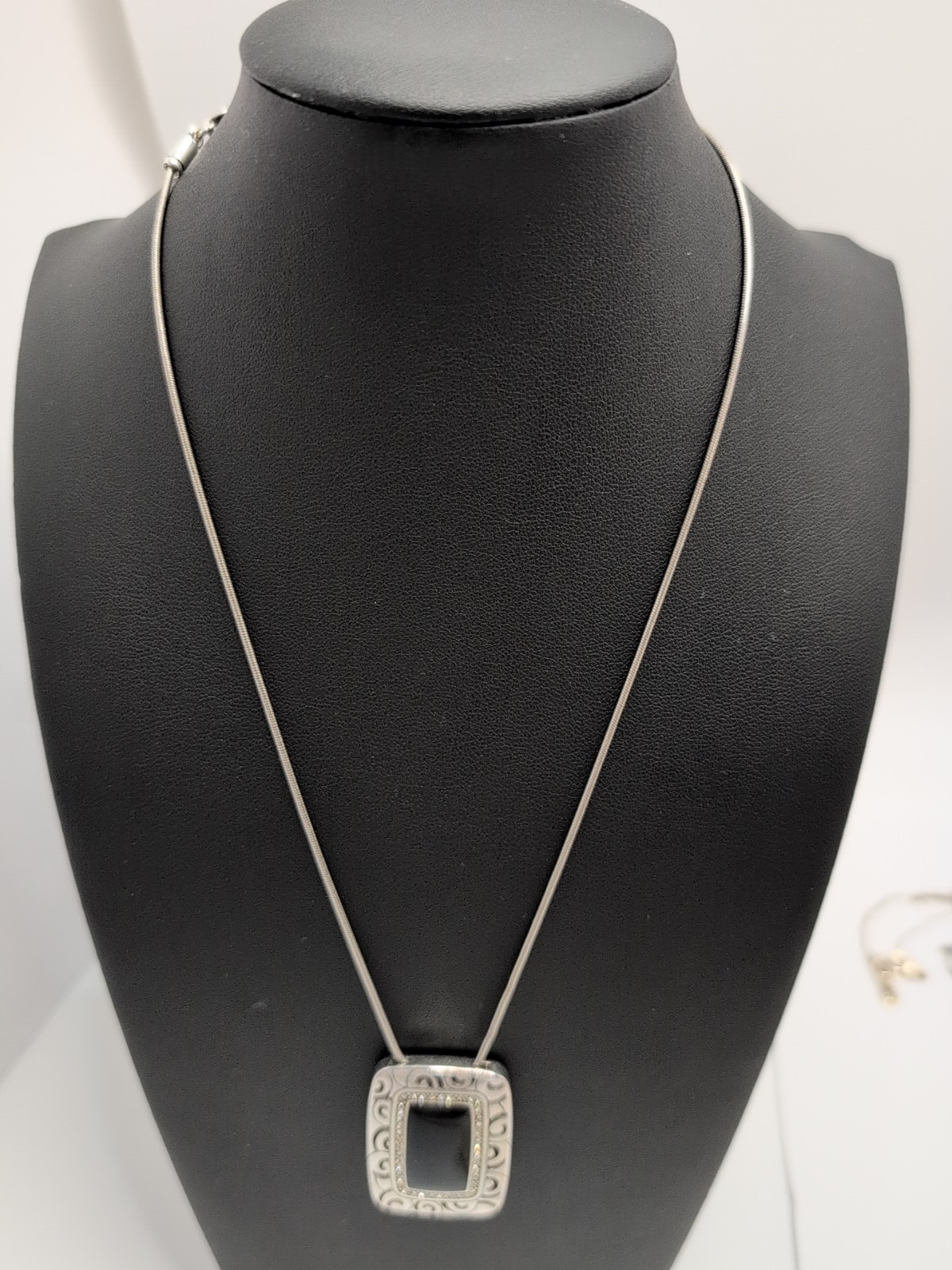 Brighton Rhythms Necklace Black-Gold Reversible Pendant READ