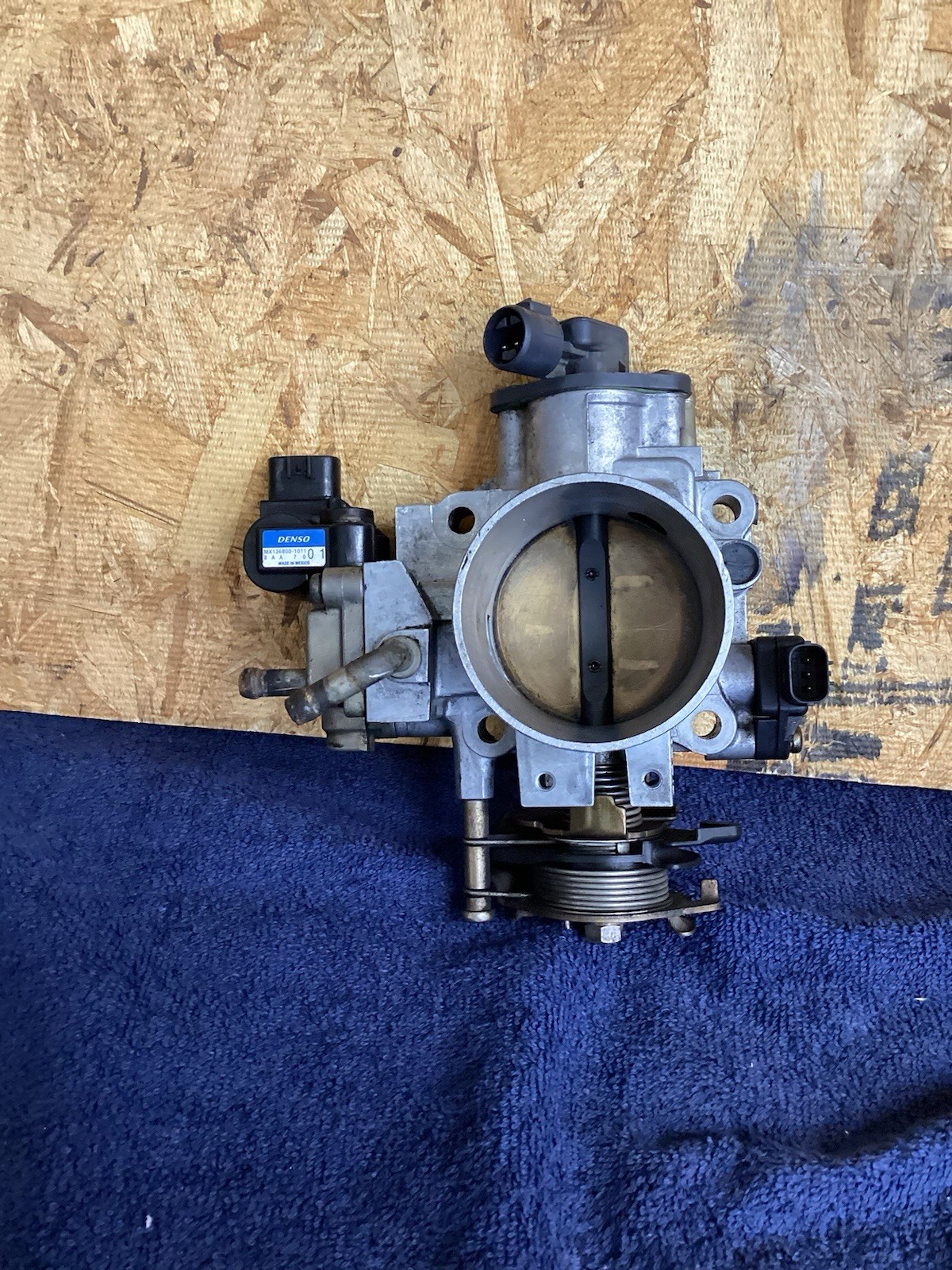 OEM 2000 - 2002 Honda Accord 3.0 V6 Throttle Body MX136800-1011 OEM 2000 - 2002 Honda Accord 3.0 V6 Throttle Body MX136800-1011