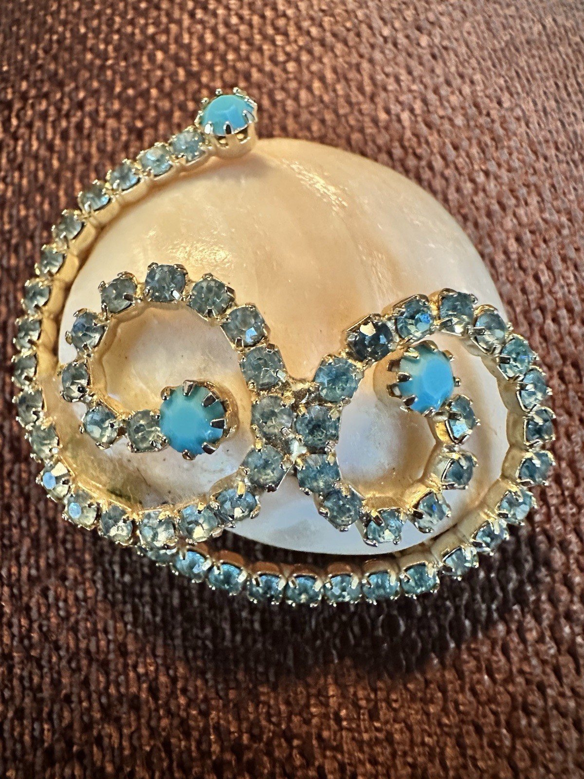 Authentic Signed HOBE 1965 Vintage Brooch Pin Faux Turquoise Aqua Rhinestone