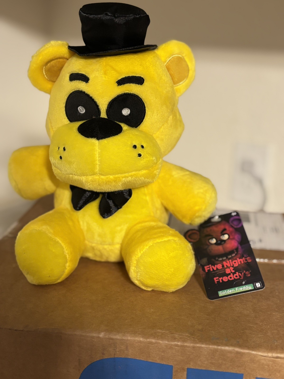 FNAF Jazwares Five Nights at Freddy\'s Golden Freddy 8in Plush GameStop In Hand FNAF Jazwares Five Nights at Freddy\'s Golden Freddy 8in Plush GameStop In Hand