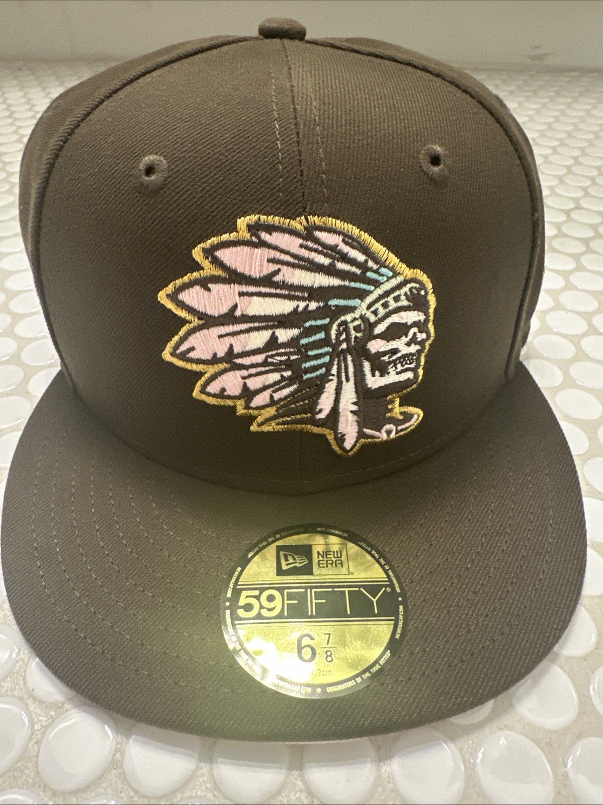 Hat Club Exclusive Skull Chief Spumoni Sz 6 7/8 Brown With Pink Bottom UV Hat Club Exclusive Skull Chief Spumoni Sz 6 7/8 Brown With Pink Bottom UV