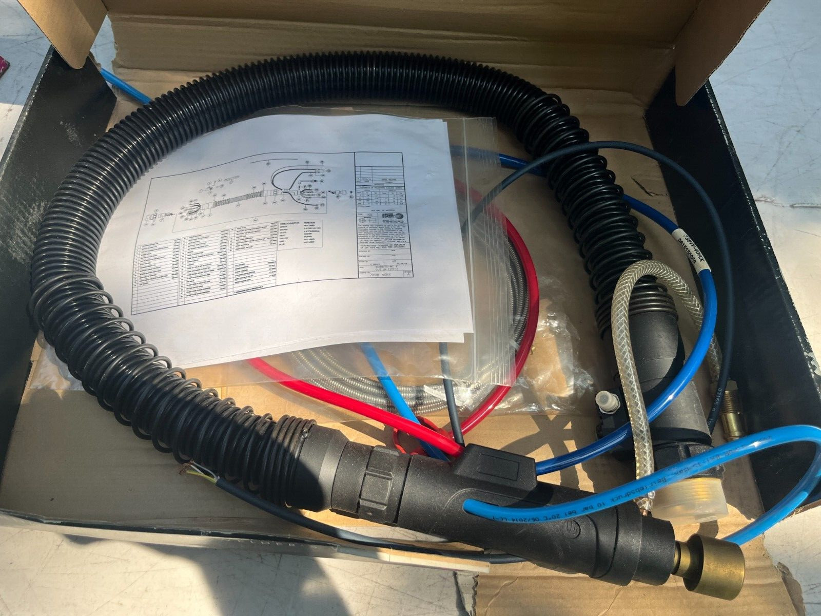 NEW ABICOR BINZEL ROBOT MIG WELDING CABLE # 785W-40KX ROBOVTS-WC 4\' CUS LN-F