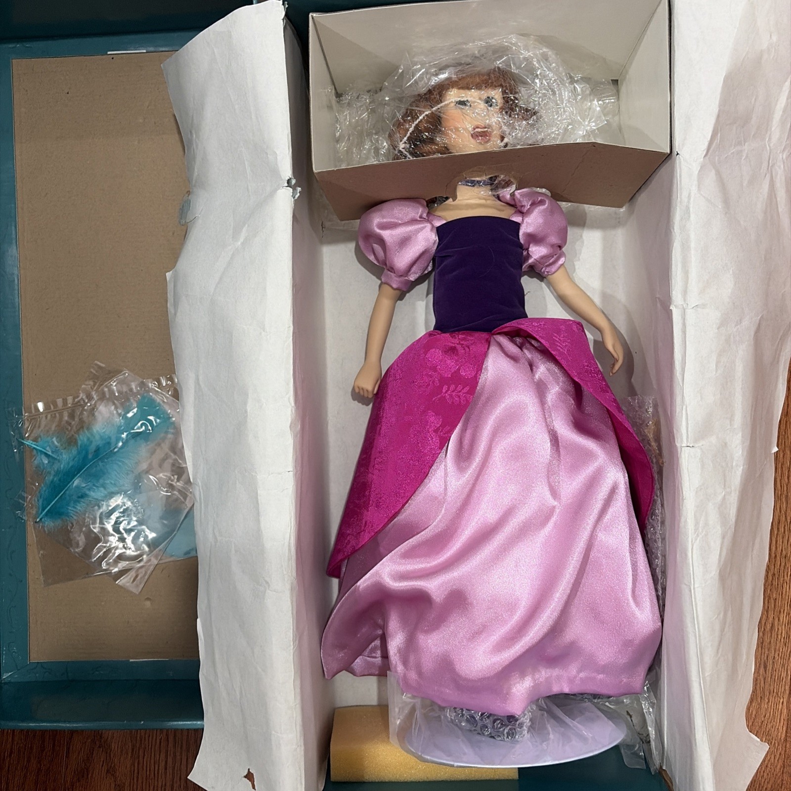 RARE Disney Anastasia Cinderella's Evil Step Sister Porcelain Doll LE 5000 HTF RARE Disney Anastasia Cinderella's Evil Step Sister Porcelain Doll LE 5000 HTF