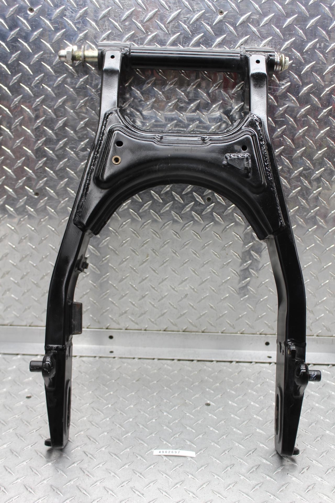 2013 TRIUMPH THUNDERBIRD ABS REAR SWINGARM SUSPENSION ARM 2013 TRIUMPH THUNDERBIRD ABS REAR SWINGARM SUSPENSION ARM