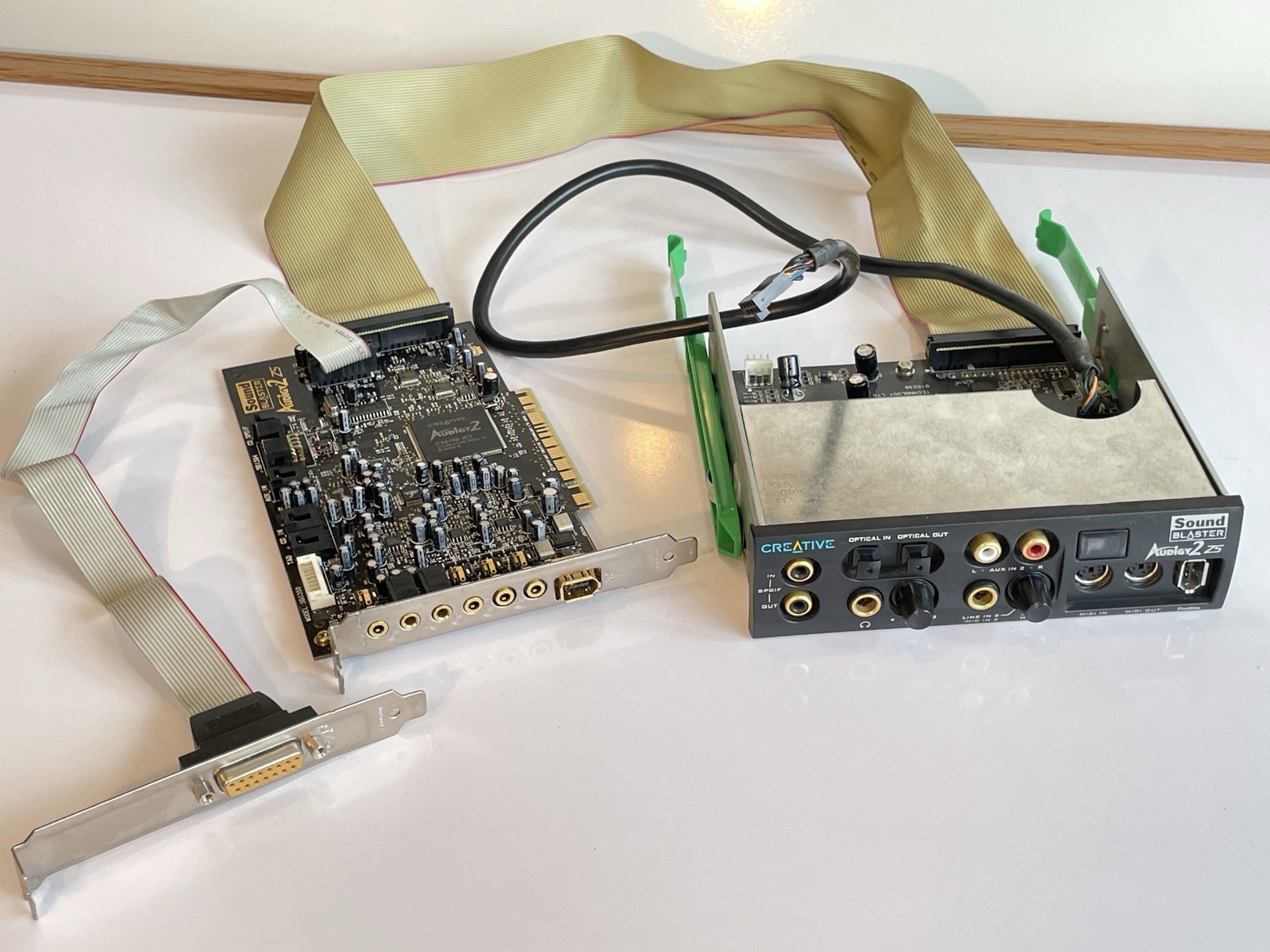 Creative Sound Blaster Audigy 2 ZS SB0350 PCI 7.1 Sound Card + Front I/O Bay Creative Sound Blaster Audigy 2 ZS SB0350 PCI 7.1 Sound Card + Front I/O Bay