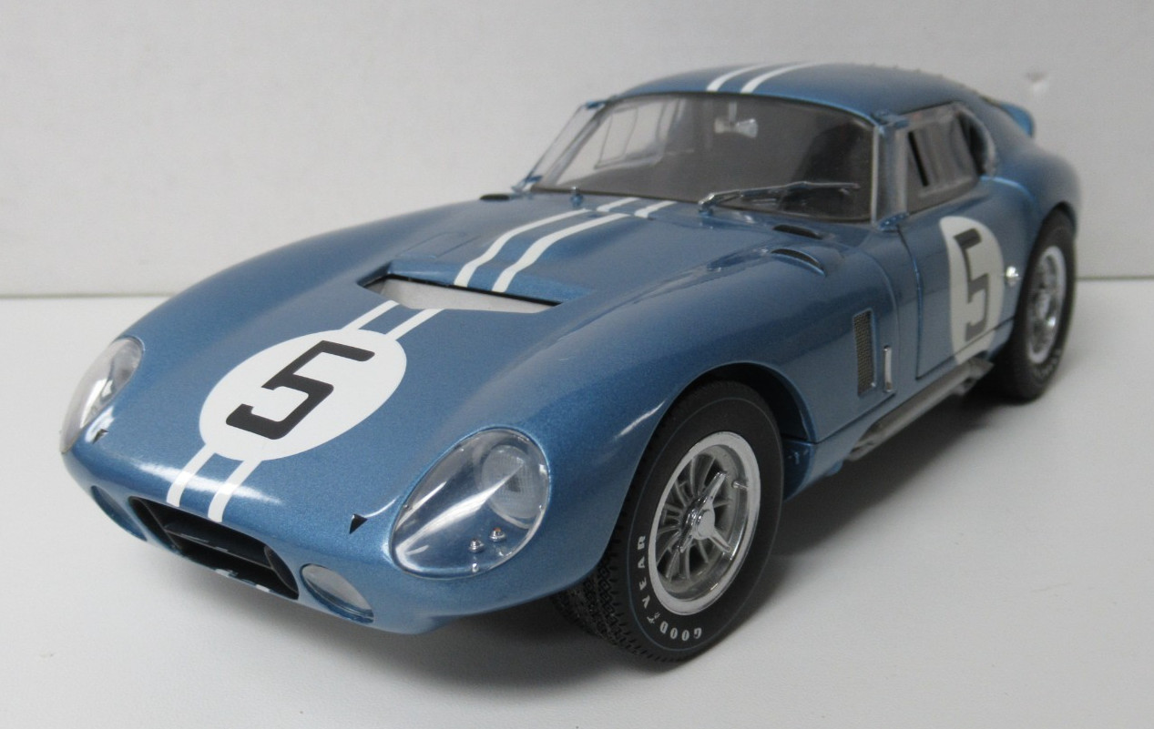 Exoto Racing Legends Blue 1965 Shelby Cobra Daytona Coupe #5 1:18 Scale