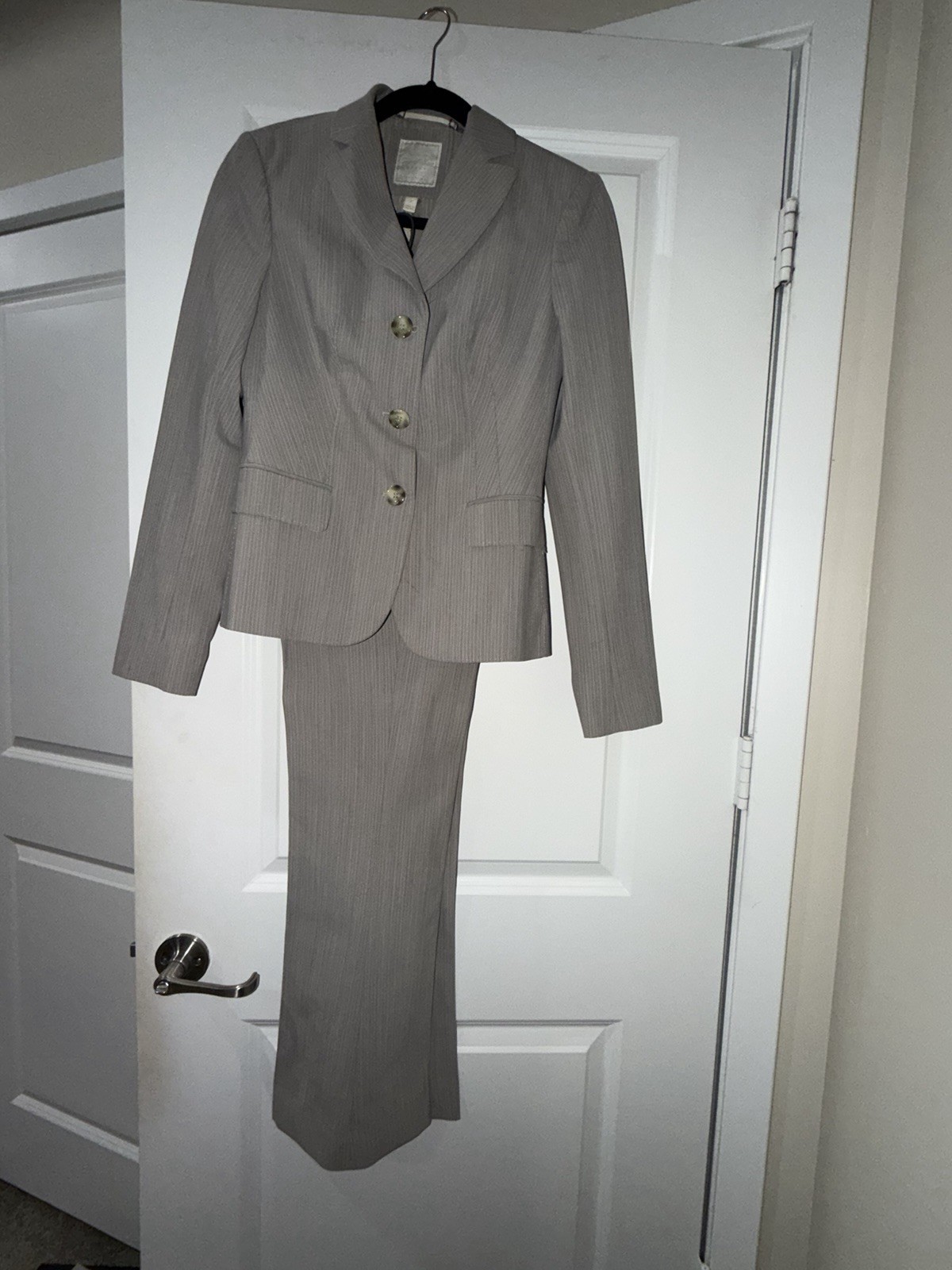 The Limited Perfect Travel Suit Gray Pinstripe Blazer Pants Set 2/0 Drew Fit