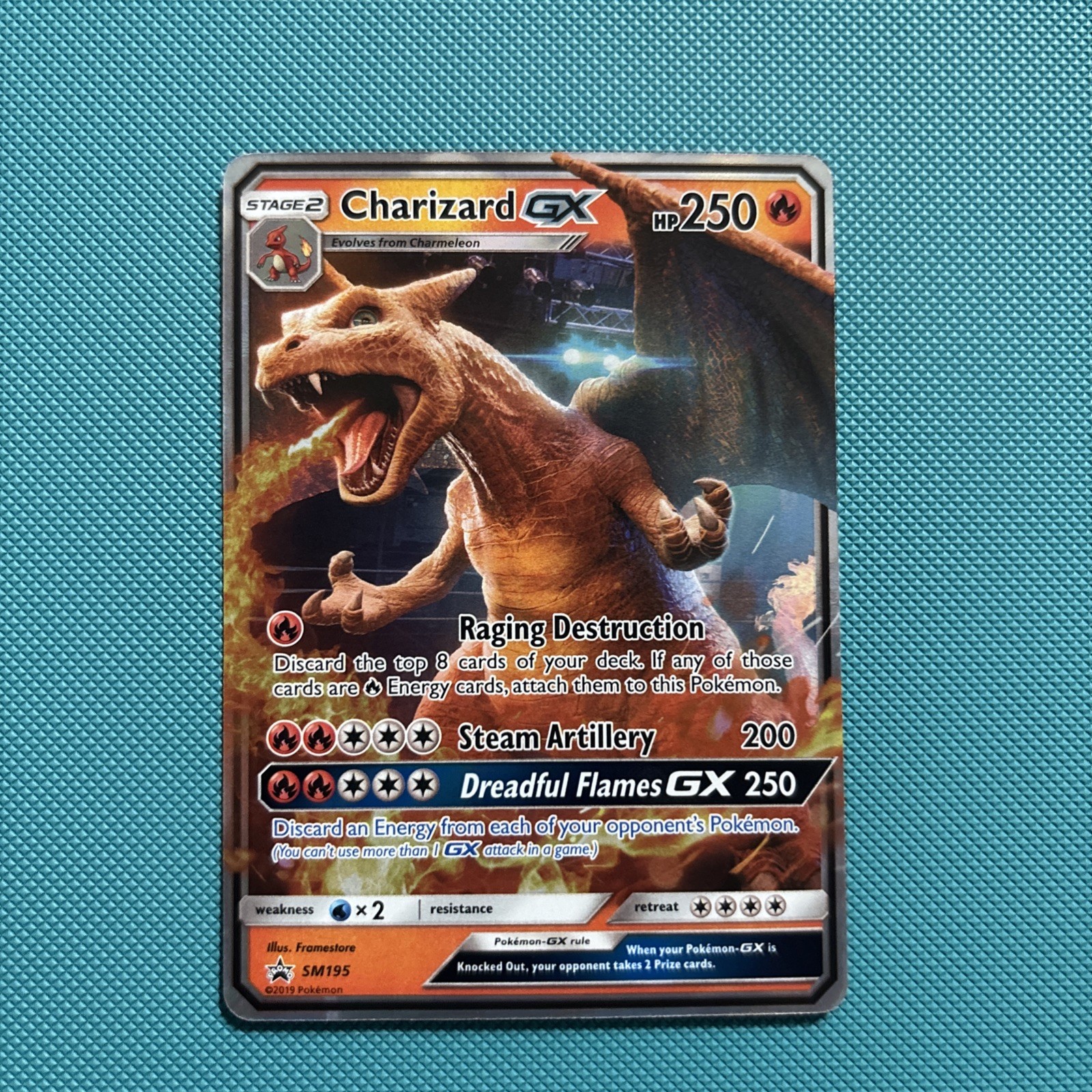 Pokémon Charizard GX SM195 - Sun & Moon Black Star Promo Holo 2019