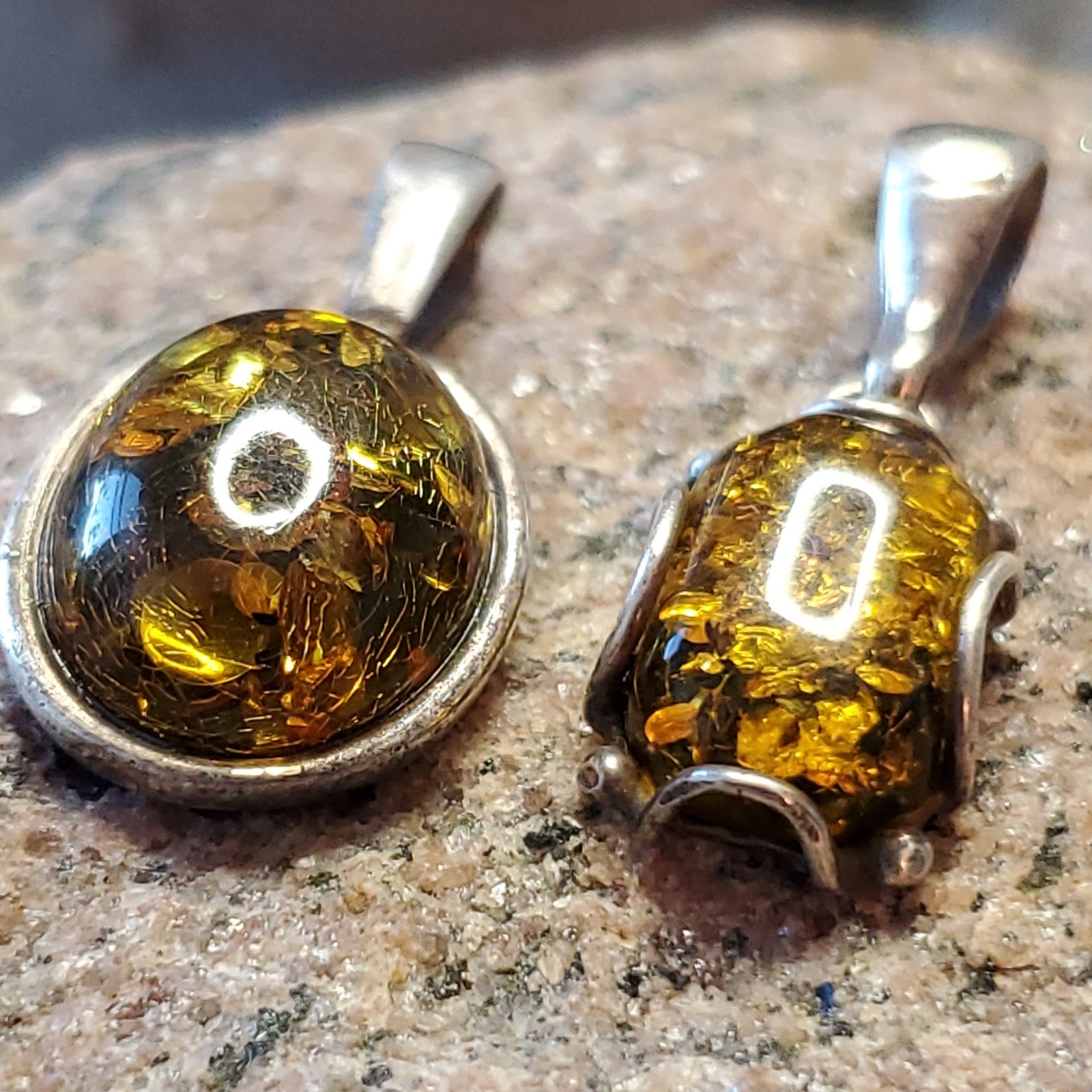 VTG  2 AMBER STERLING necklace pendant yellow/ green AMBER vintage 925 