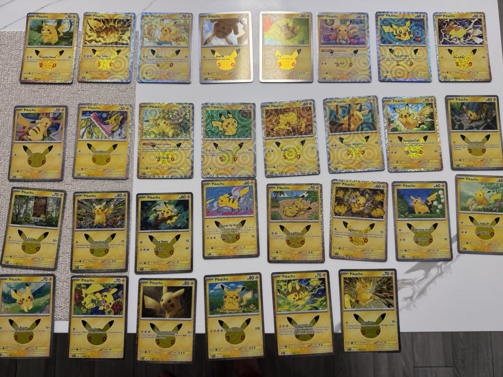 Pokemon 30th Celebration Pikachu English Complete 30 Card Set