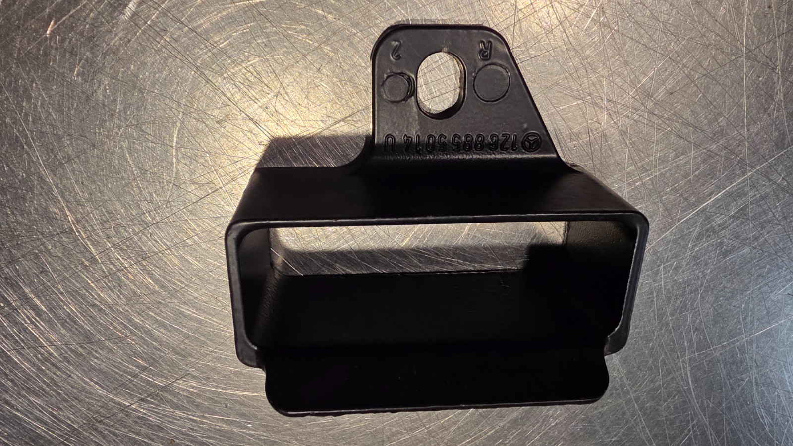 1984-1991 Mercedes Benz W126 Rear Bumper Cover Mounting Bracket RH (1268855014)