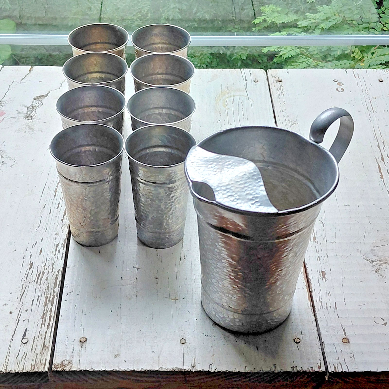 Vintage Gailstyn Hammered Aluminum Pitcher & 8 Tumblers Drink Set Made USA Mid Vintage Gailstyn Hammered Aluminum Pitcher & 8 Tumblers Drink Set Made USA Mid