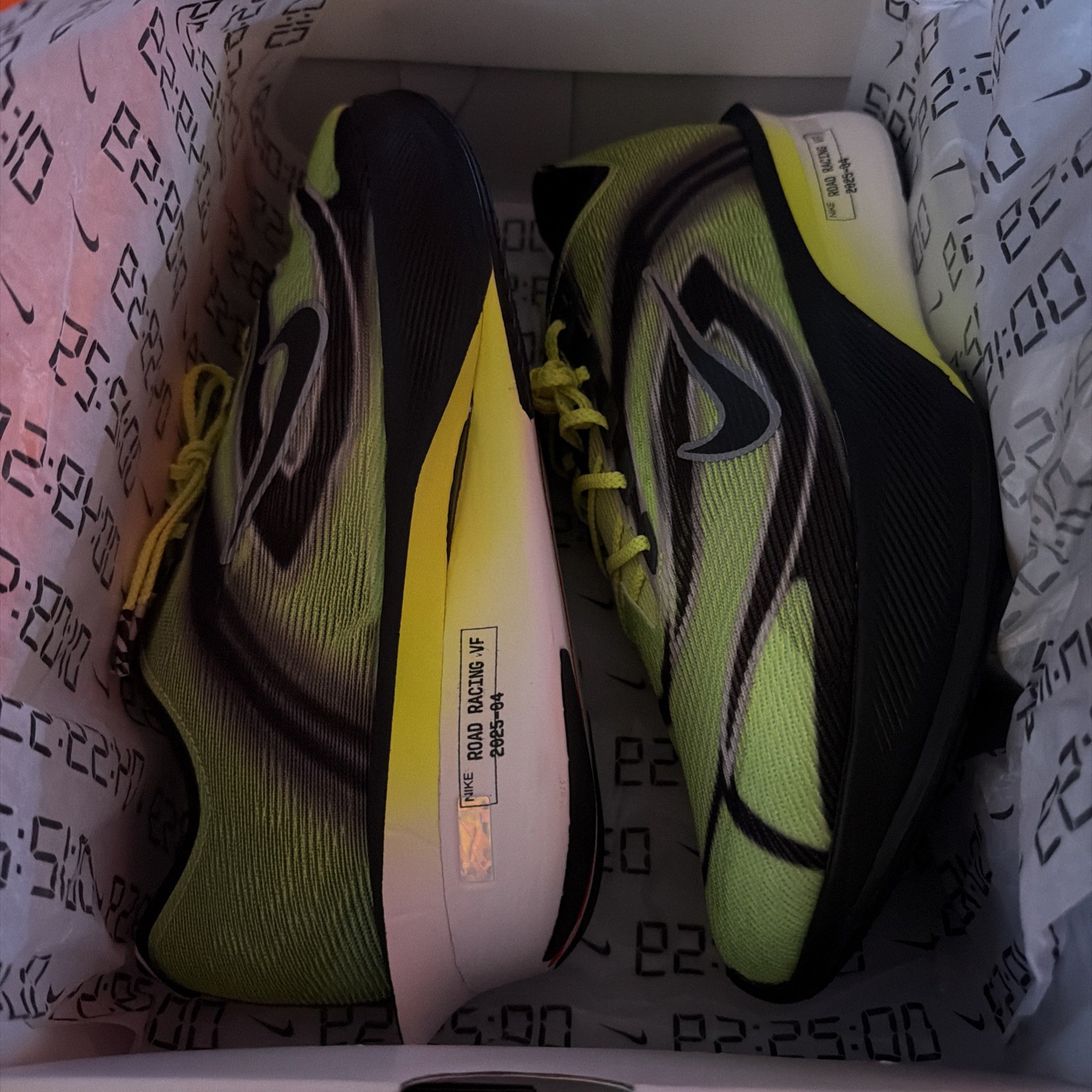 Men size 12 - Nike Zoomx Vaporfly Next% 4 Ekiden Volt black Running IM8068-999 Men size 12 - Nike Zoomx Vaporfly Next% 4 Ekiden Volt black Running IM8068-999