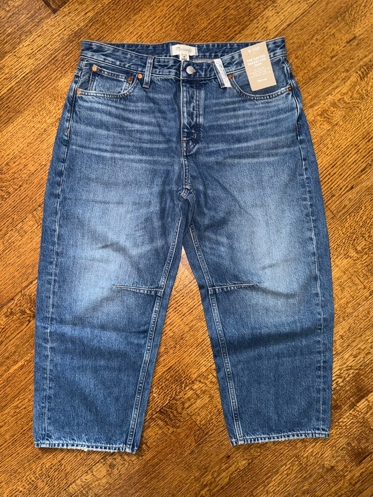 NWT Madewell Darted Barrel Leg Jeans - Irmo Wash - 30 Petite NWT Madewell Darted Barrel Leg Jeans - Irmo Wash - 30 Petite