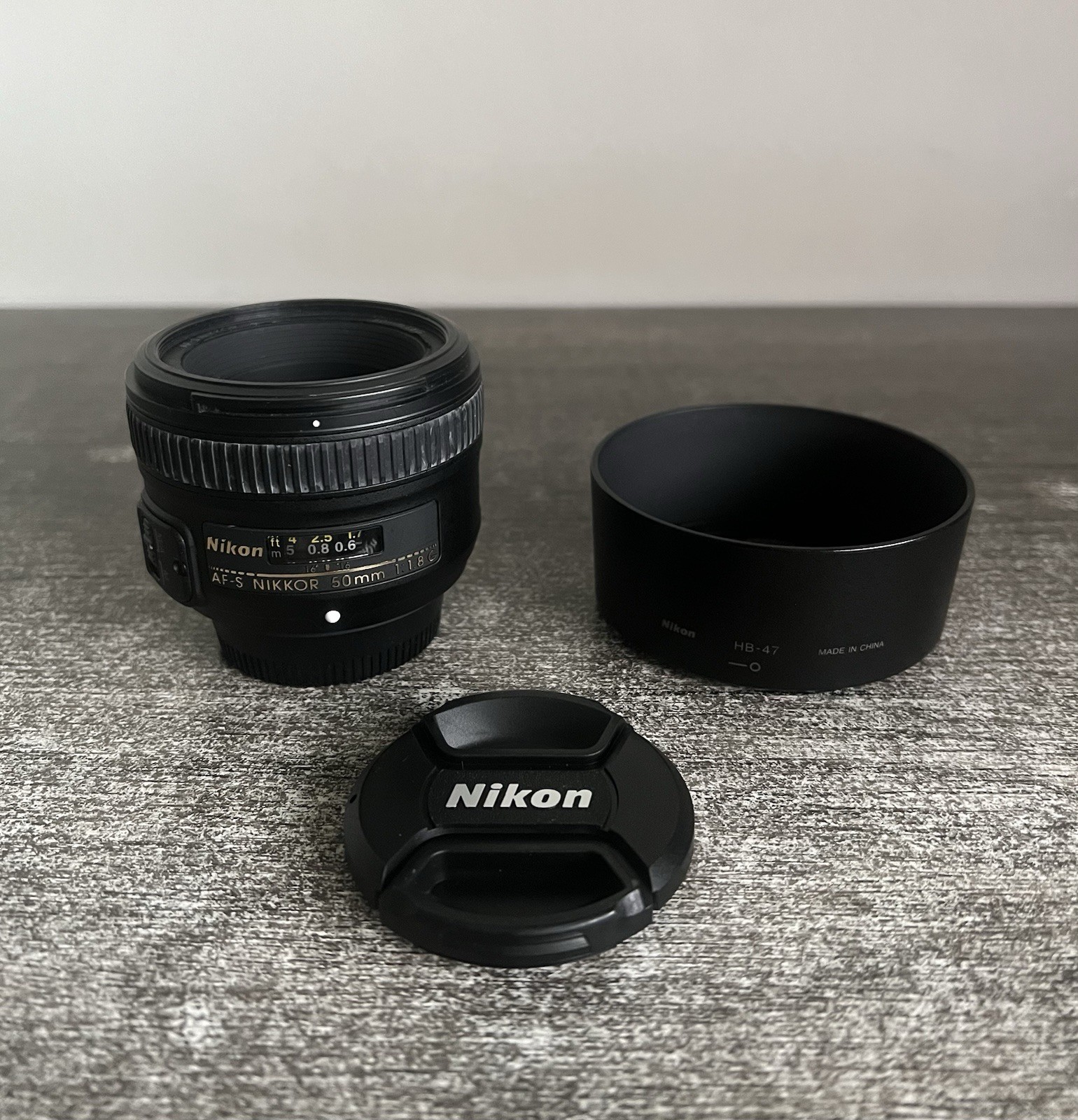 Nikon Nikkor AF-S 50mm f/1.8G Lens With HB-47 Hood + OEM Front & Rear Caps Nikon Nikkor AF-S 50mm f/1.8G Lens With HB-47 Hood + OEM Front & Rear Caps