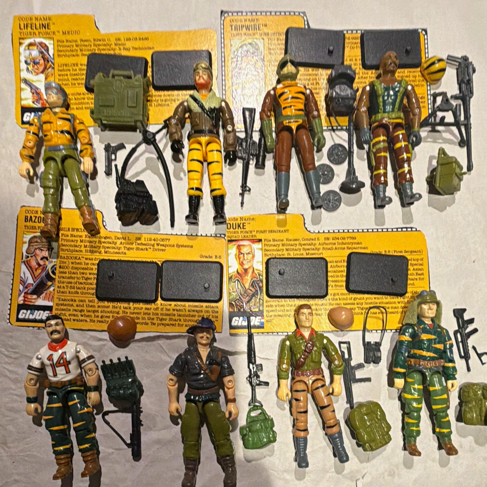 G.I. Joe ARAH 1988 Tiger force lot of 8 figures all complete with 4 file cards