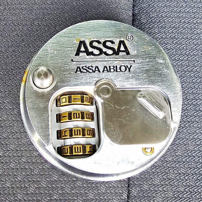 ASSA ABLOY ASSA 4-Dial Resettable Steel Combination Padlock, Outdoor ASSA ABLOY ASSA 4-Dial Resettable Steel Combination Padlock, Outdoor