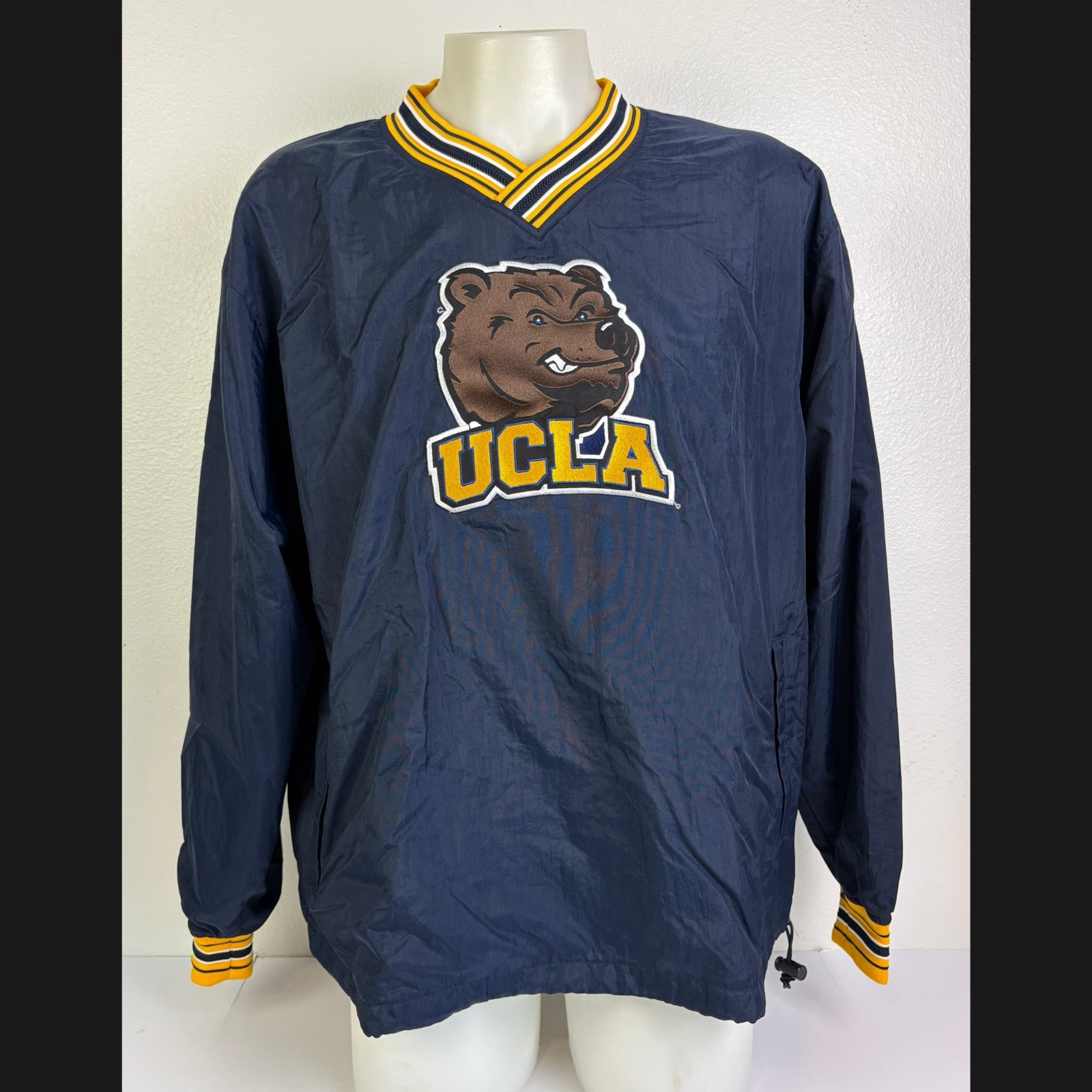 Champion UCLA Bruins Windbreaker Jacket Men\'s L Navy Pullover Embroidered Y2K Champion UCLA Bruins Windbreaker Jacket Men\'s L Navy Pullover Embroidered Y2K