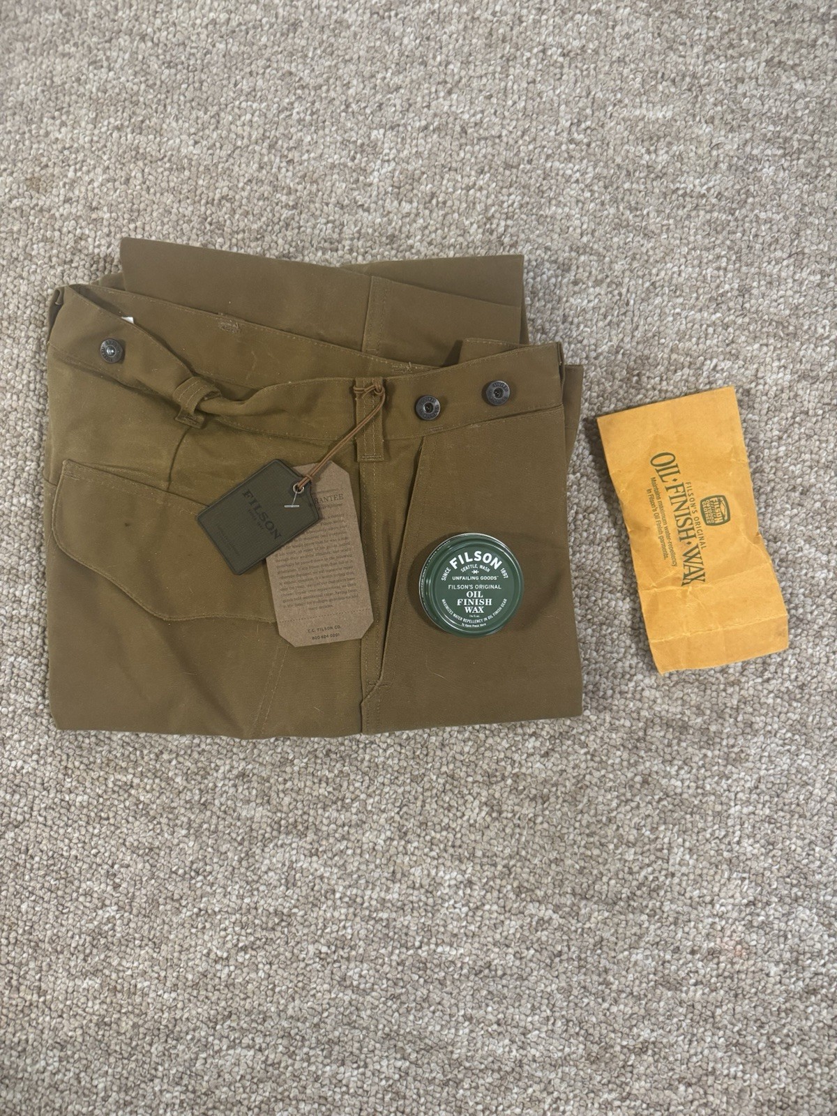 NWT Filson Oil Finish Double Tin Pants Dark Tan Size 36 Made In USA + Wax NWT Filson Oil Finish Double Tin Pants Dark Tan Size 36 Made In USA + Wax