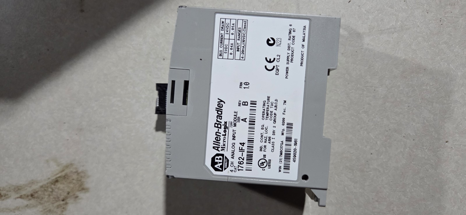 Allen-Bradley 1762-IF4 MicroLogix Analog Input Module Allen-Bradley 1762-IF4 MicroLogix Analog Input Module