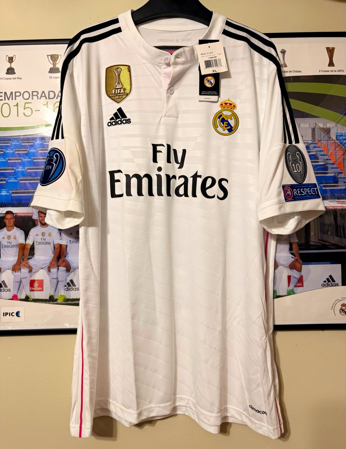 adidas Real Madrid 2015/16 Cristiano Ronaldo #7 Home Jersey size XL adidas Real Madrid 2015/16 Cristiano Ronaldo #7 Home Jersey size XL