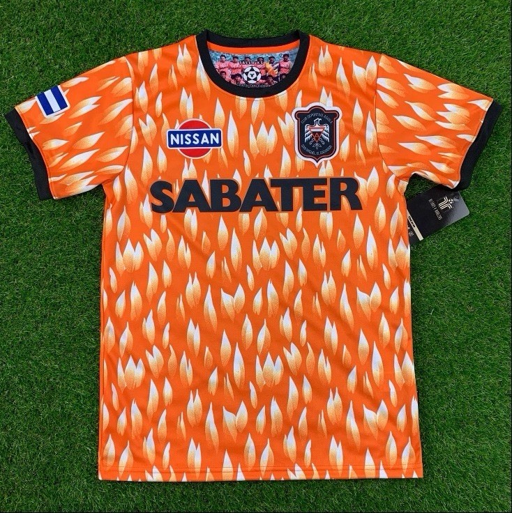 CD Aguila Soccer Jersey Orange CD Aguila, 1992-93 Sabater Size XL CD Aguila Soccer Jersey Orange CD Aguila, 1992-93 Sabater Size XL