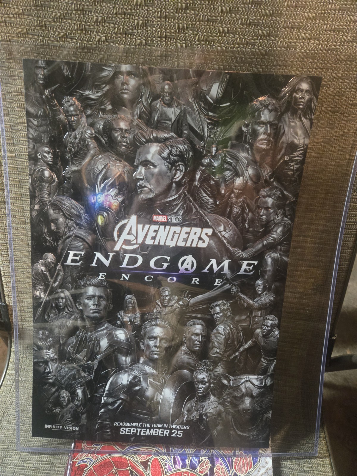 NEW Avengers Endgame Encore Embossed Foil Mini Poster Regal Opening Night MARVEL NEW Avengers Endgame Encore Embossed Foil Mini Poster Regal Opening Night MARVEL