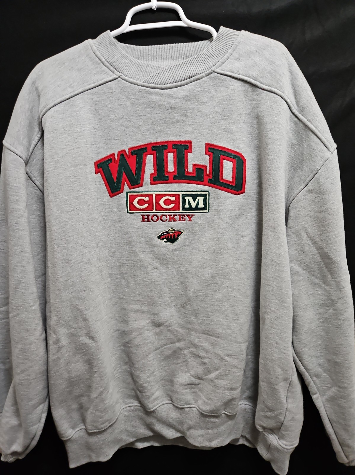 Vintage CCM Minnesota Wild NHL Hockey Men\'s Crew neck Sweatshirt Size XL Heavy