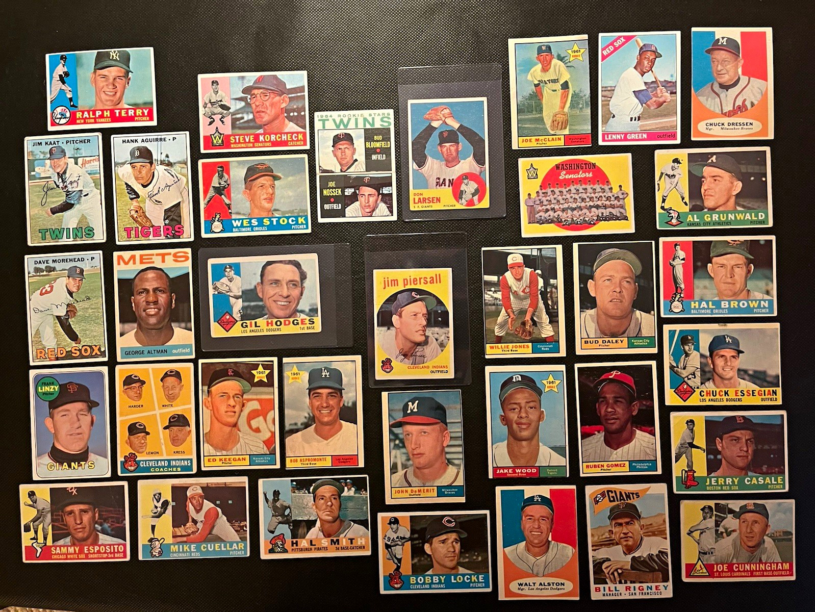 1960-1964, 69 Topps Vintage Lot (35)• Hodges • Larsen • Piersall • 65+ Years Old 1960-1964, 69 Topps Vintage Lot (35)• Hodges • Larsen • Piersall • 65+ Years Old