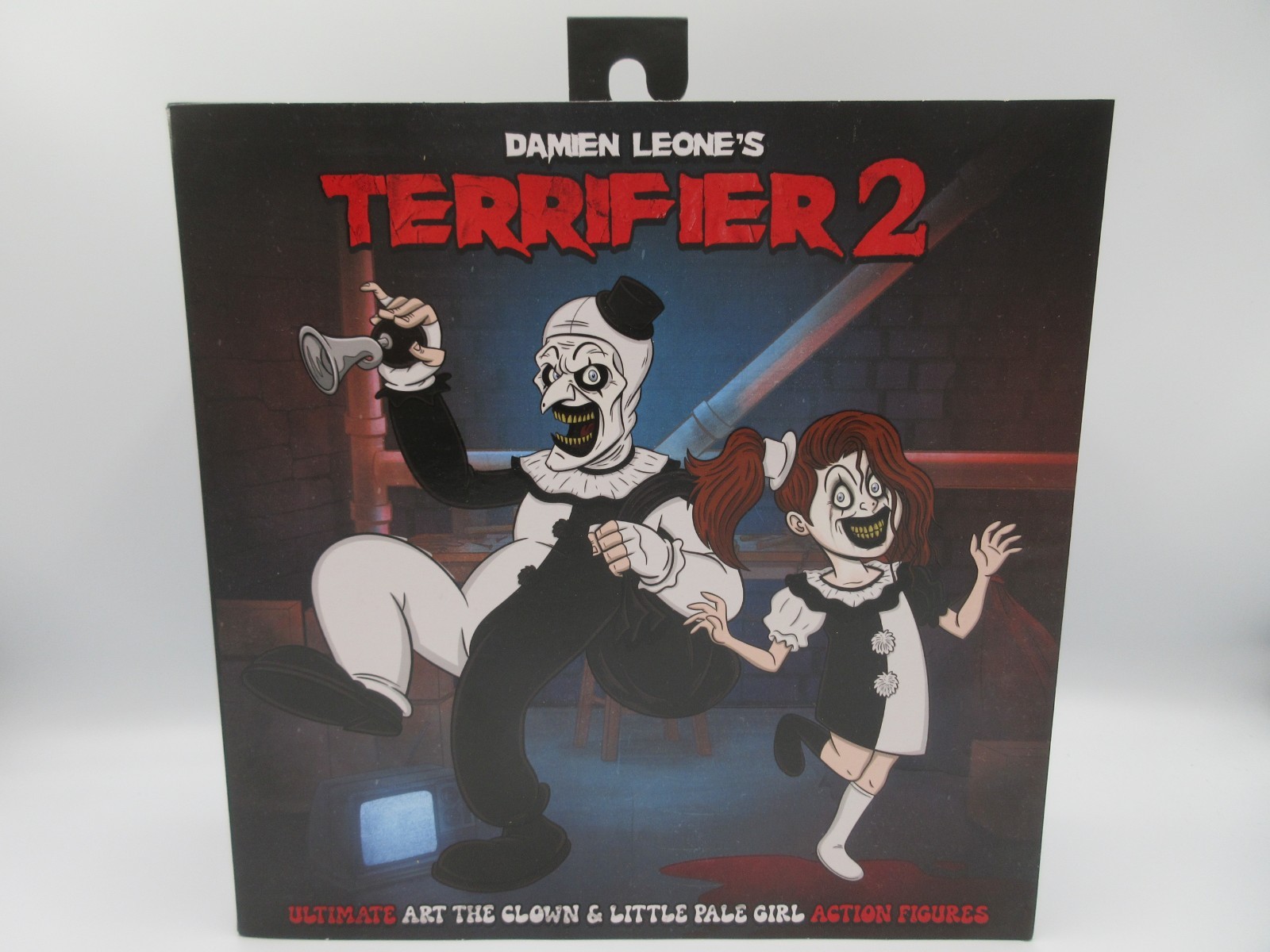 NECA Terrifier 2 Art the Clown and Little Pale Girl Action Figure 2 Pack NEW