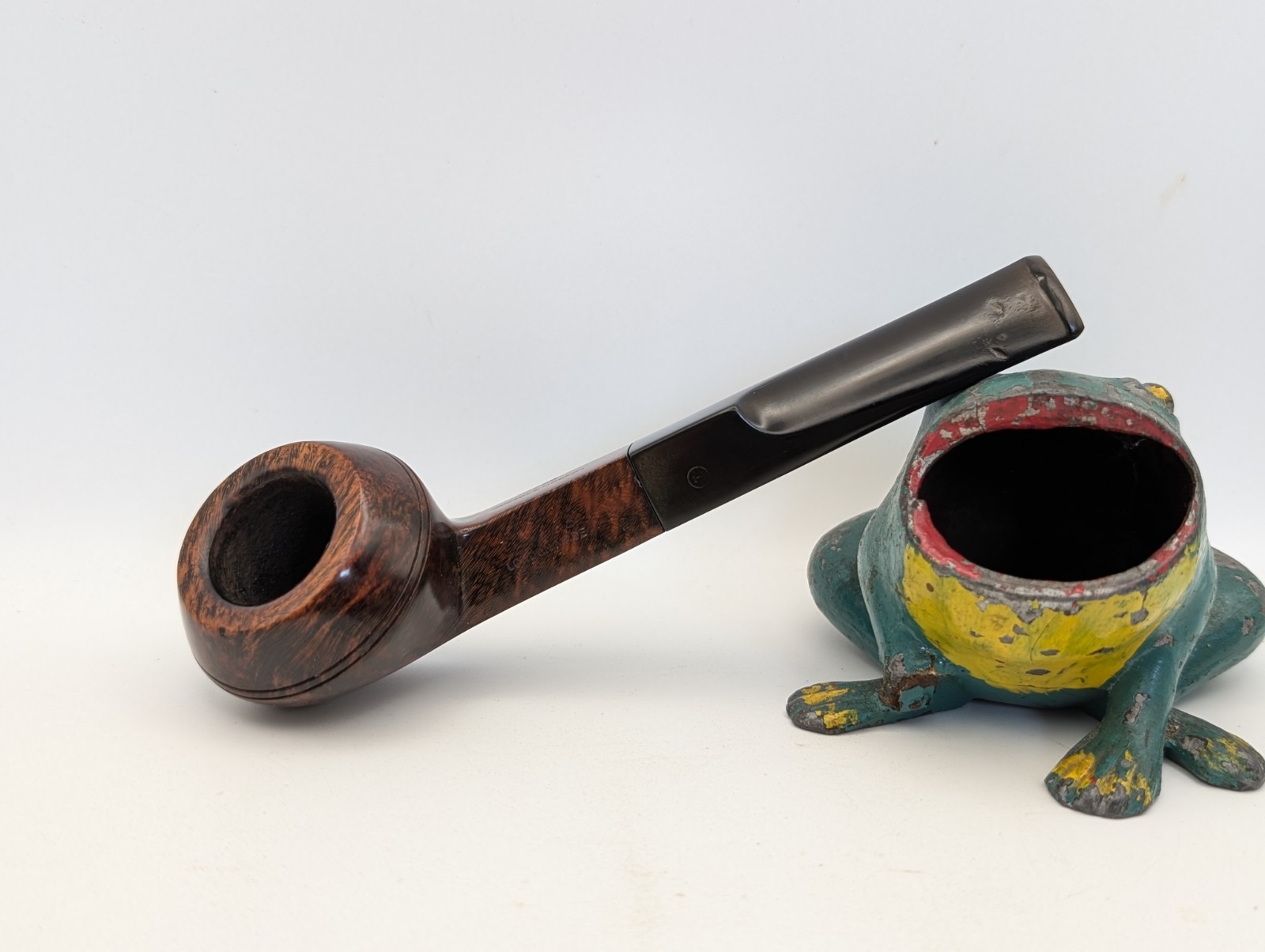 Vintage GBD Irwin's London Made 9240 Smooth Bulldog Estate Tobacco Pipe 