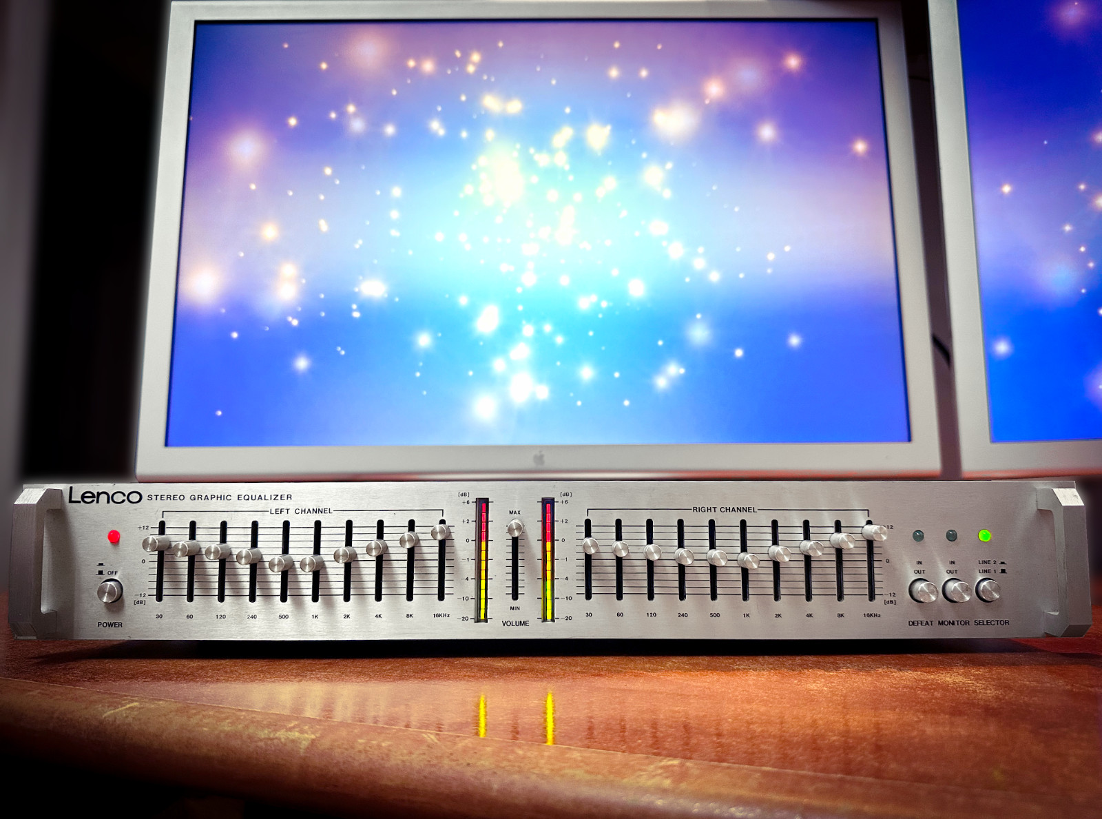 LENCO πRaReπ Vintage Stereo Graphic Equalizer LENCO πRaReπ Vintage Stereo Graphic Equalizer