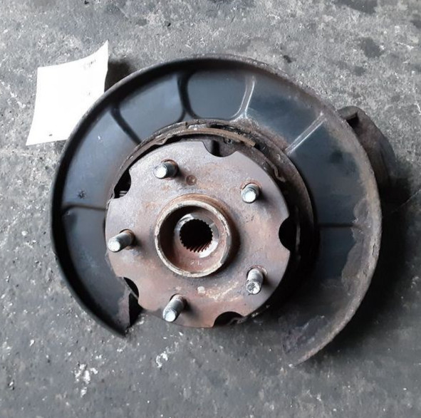 2006-2018 Toyota RAV4 Rear Right Side Spindle Knuckle Stub Axle Gasoline Oem