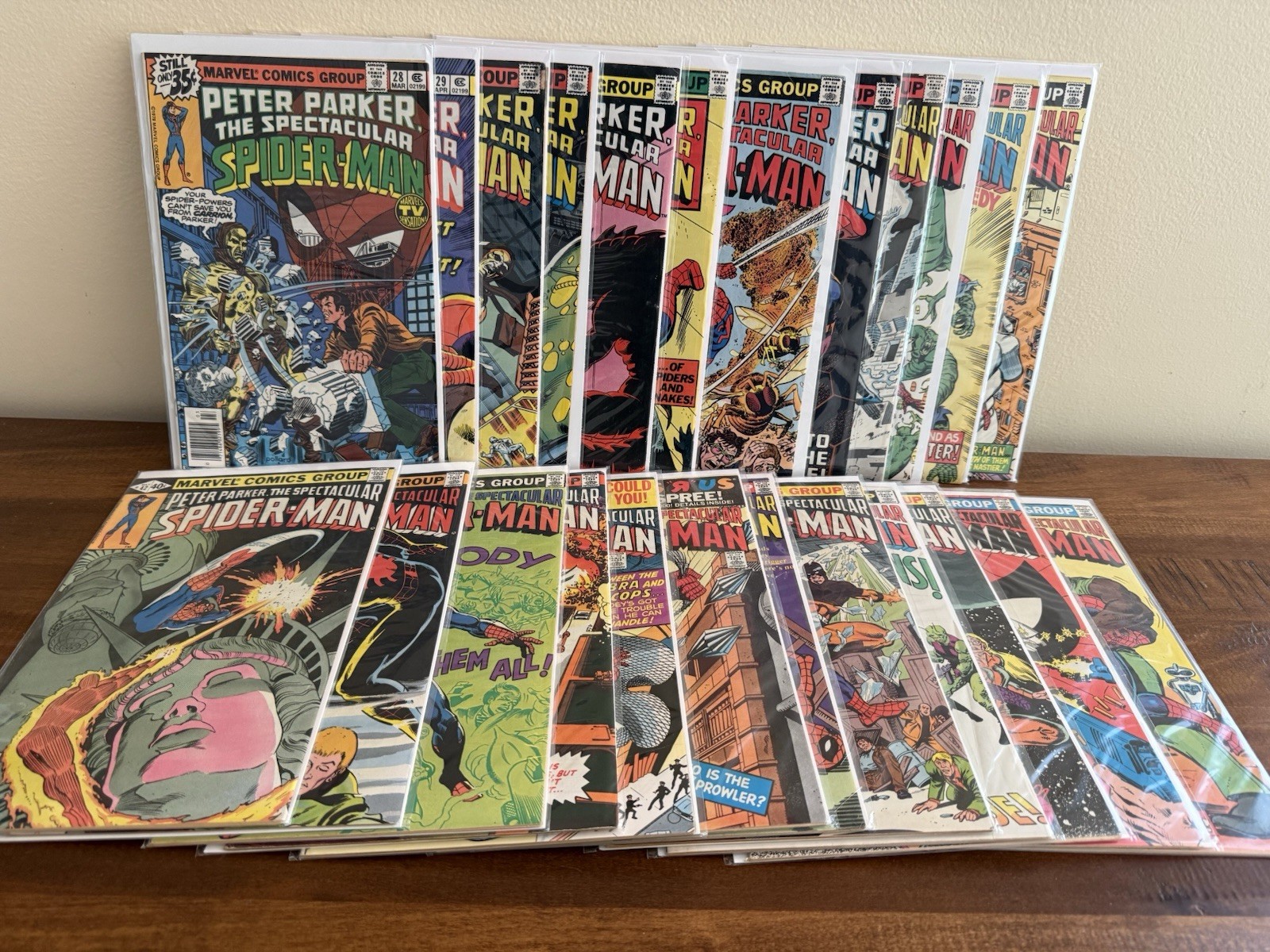 Marvel Peter Parker Spectacular Spiderman (1976) #28-53 lot run (No 34) G/VG