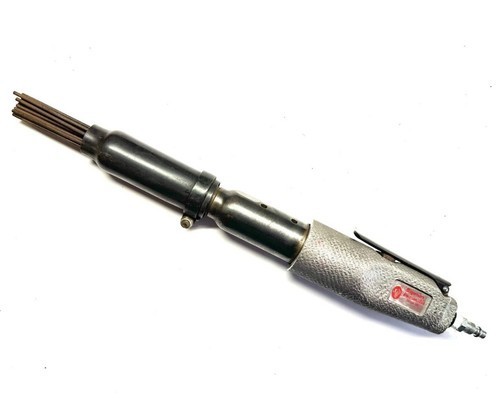 Superior Pneumatic Model #250202 - Heavy Duty Straight Grip Needle Scaler USA