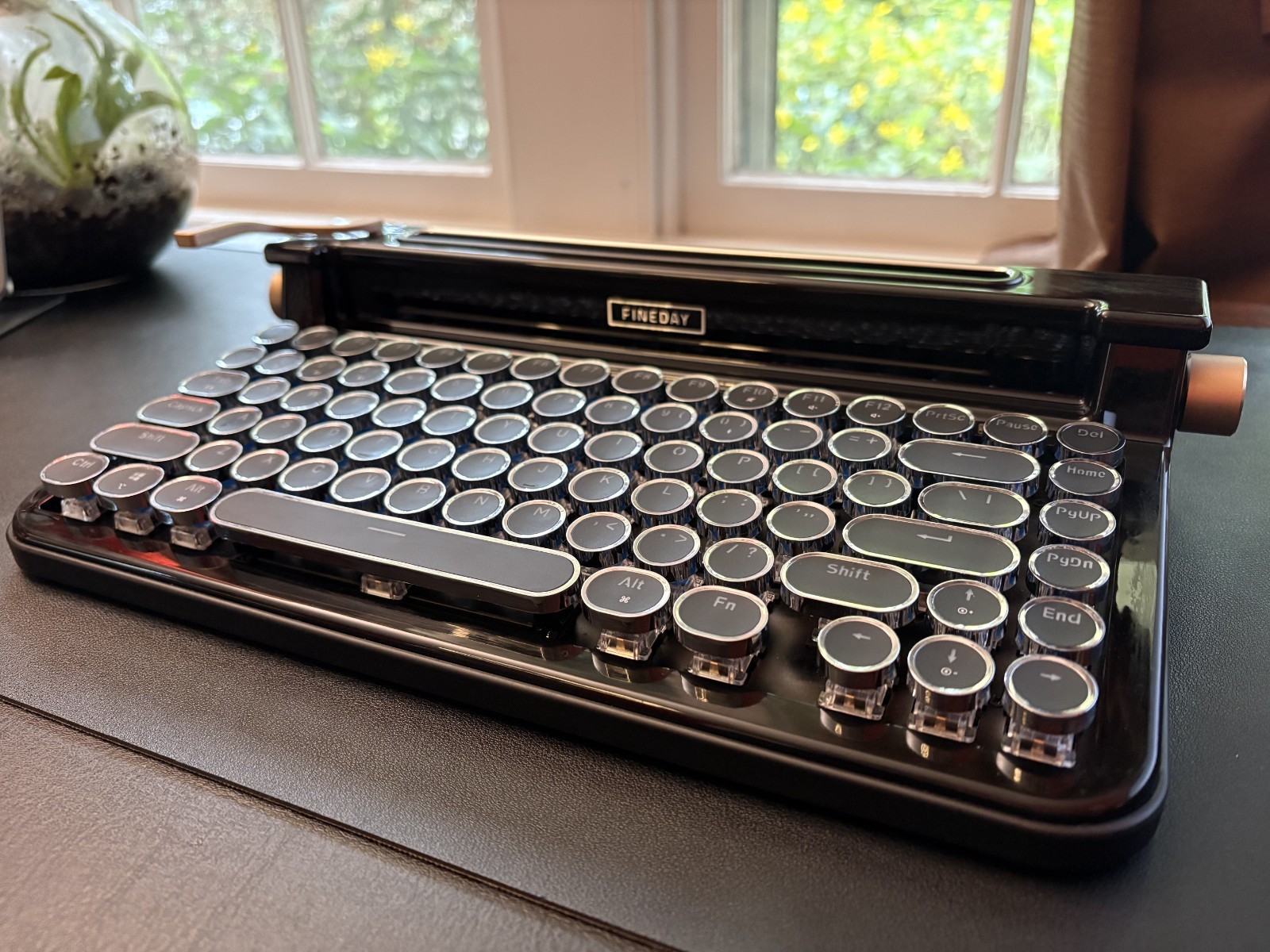 Fineday Mechanical Keyboard 3.0 - Outemu Blue switches, Bluetooth, great cond.