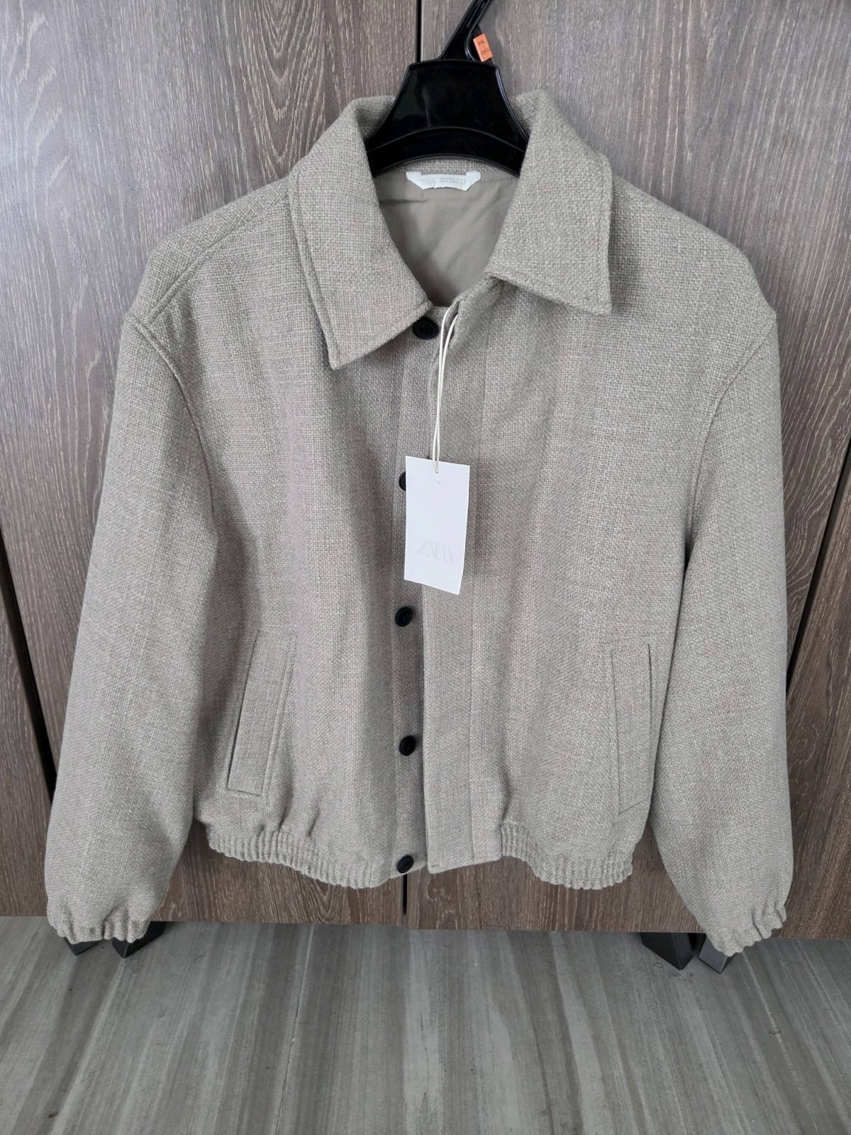 NWT Zara Mens Cotton Blended Short Jacket Beige Size M NWT Zara Mens Cotton Blended Short Jacket Beige Size M