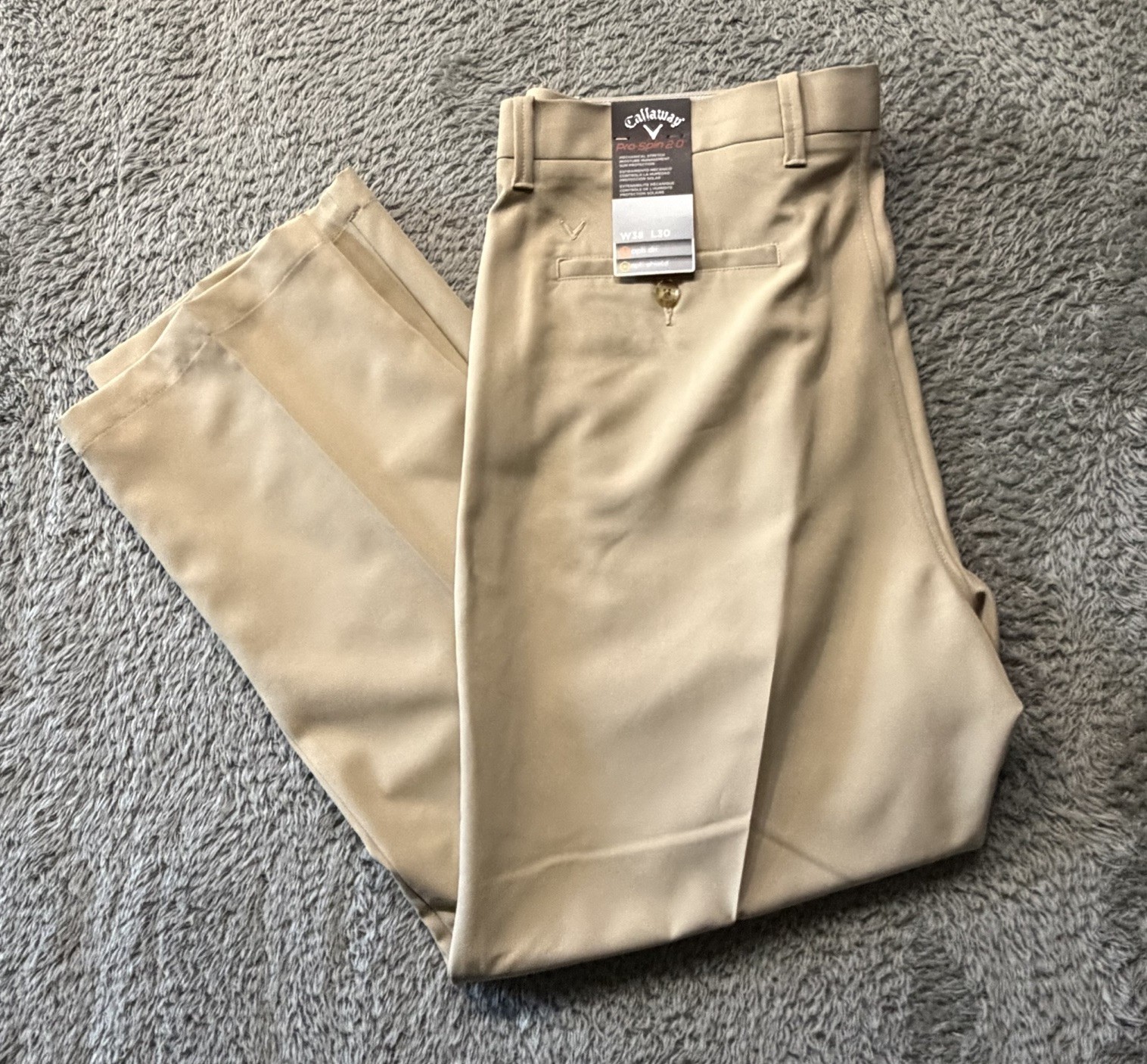 Callaway Mens Pro Spin 2.0 Golf Pants Khaki Flat Front Size 38x30 NEW Callaway Mens Pro Spin 2.0 Golf Pants Khaki Flat Front Size 38x30 NEW