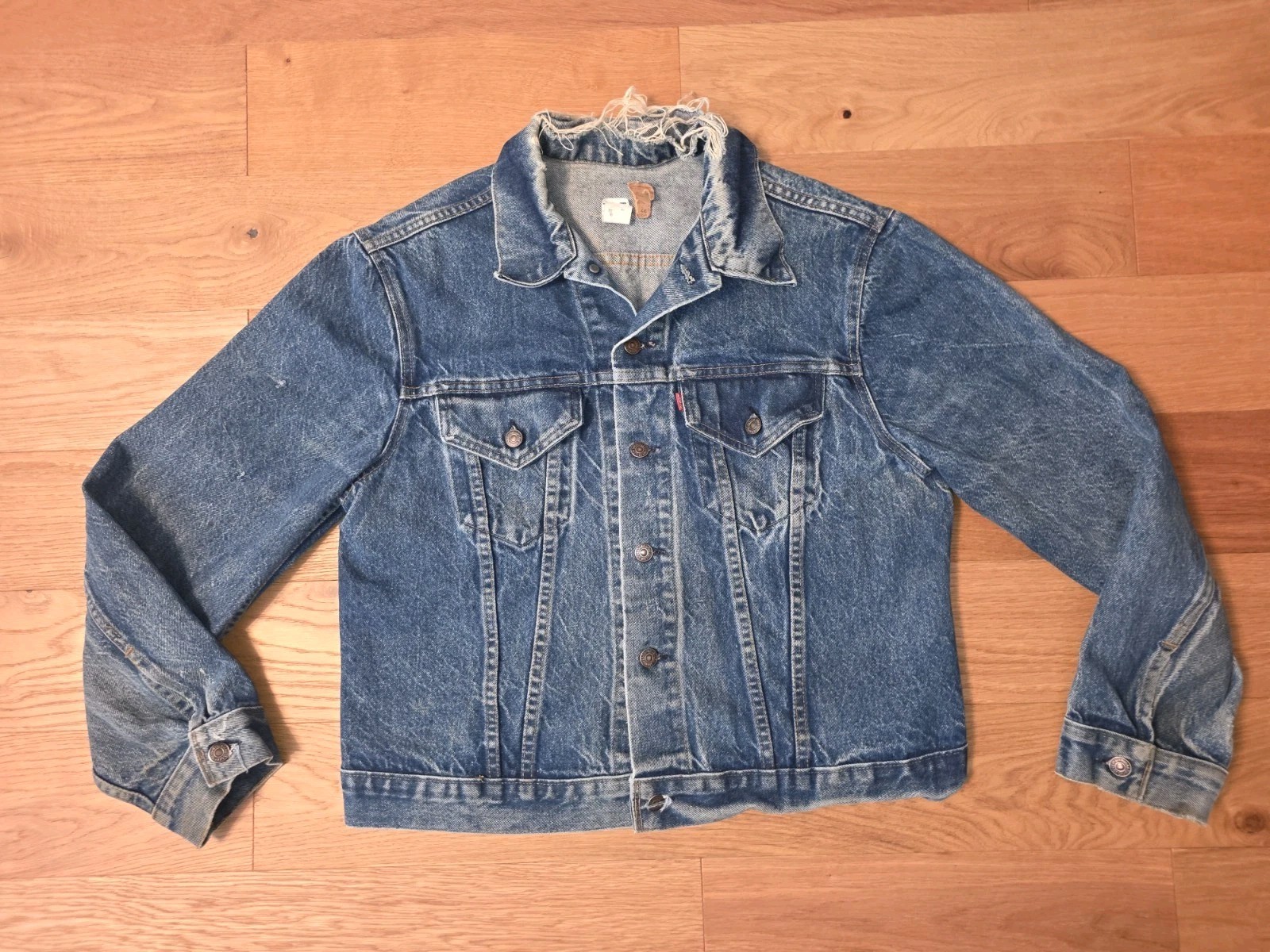 Vtg 70s Levis 70505-0217 Type III Denim Trucker Jacket USA Distressed Rocker 46