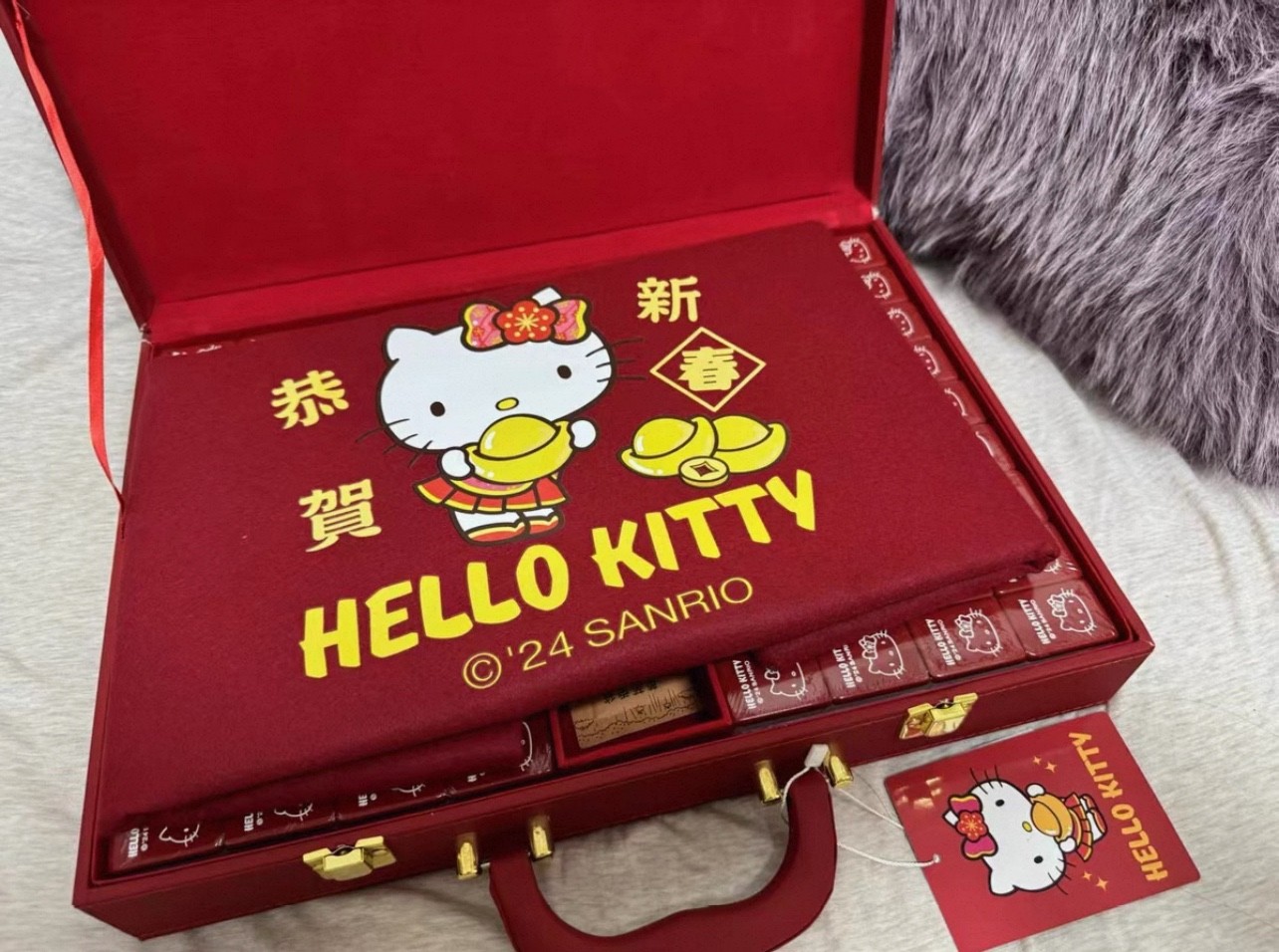 Original SAM\'S CLUB Limited Hello Kitty Mahjong SET New Year GIFT Original SAM\'S CLUB Limited Hello Kitty Mahjong SET New Year GIFT
