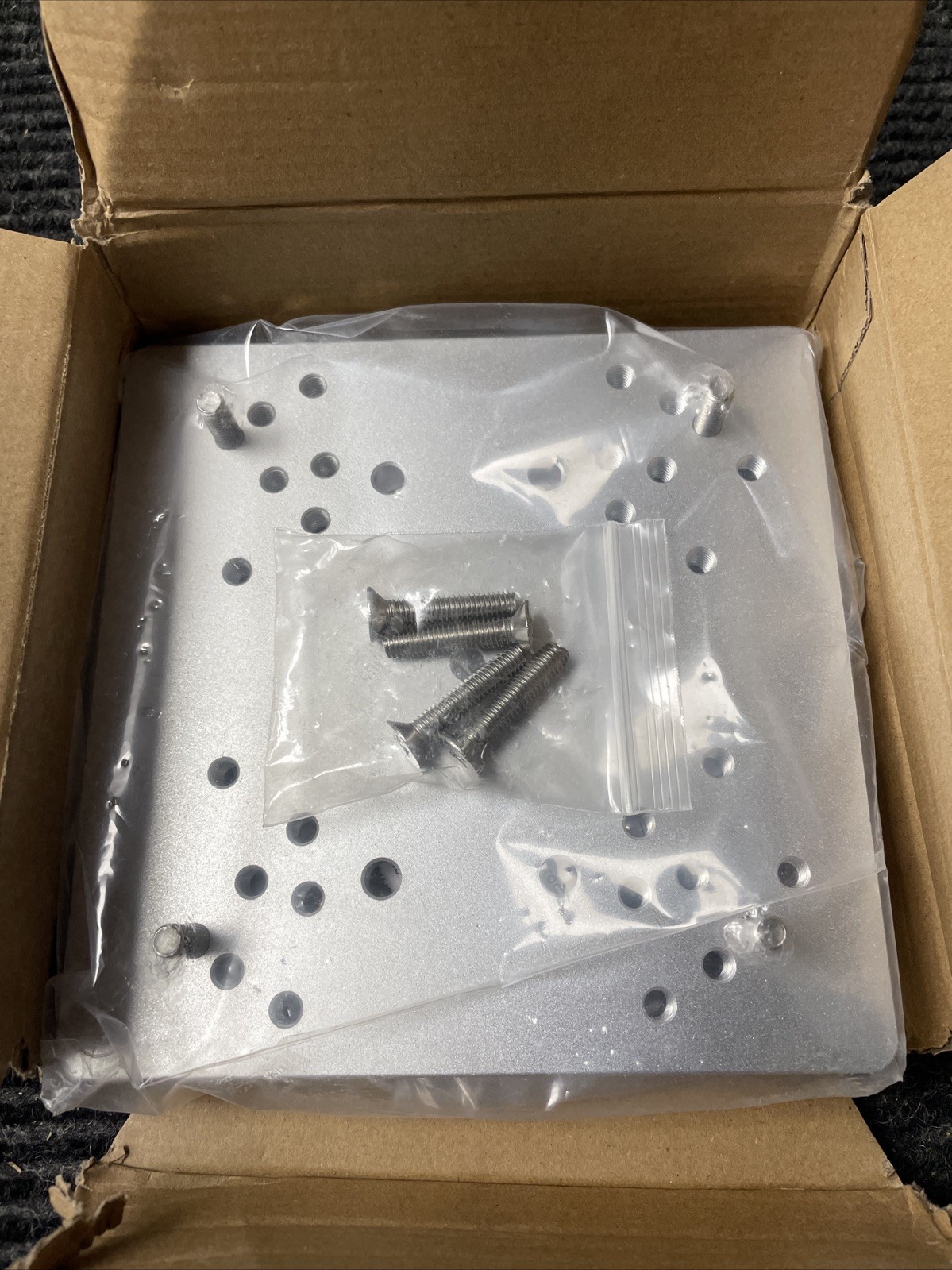 Extreme Max 3005.4408 Downrigger Mounting Plate for Use with Track System Mounts