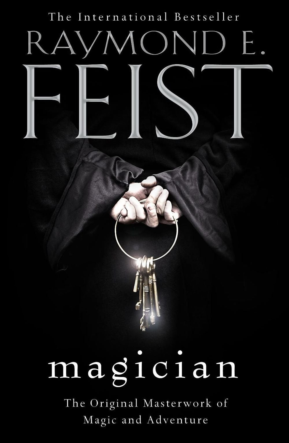Magician by Raymond E. Feist (English) Paperback Book