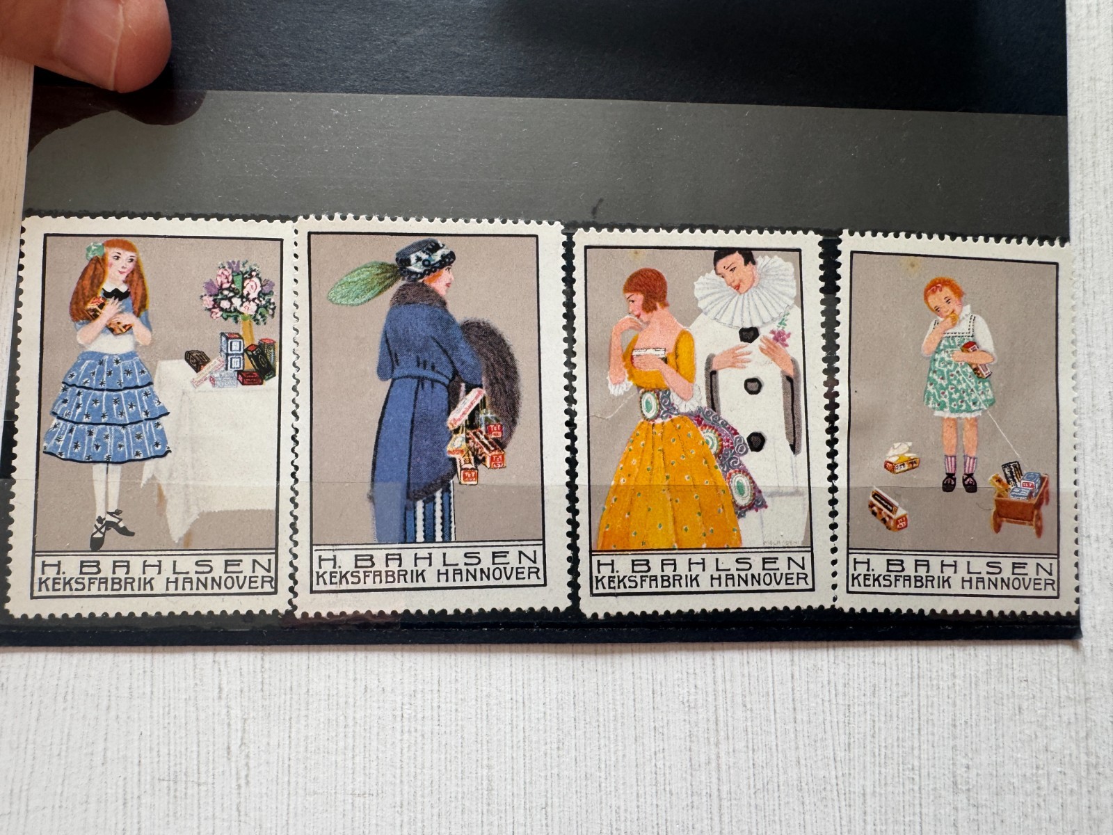 4-  1915 Cinderella Stamps for H. Bahlsen Keksfabrik Hannover by Mela Kohler