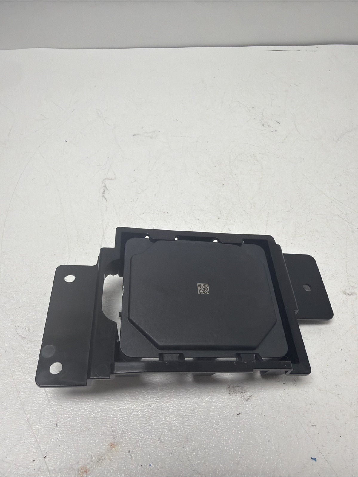 21-23 VW ID4 CRUSE RADAR W/BRACKET 2021 2022 2023 1EA907572G OEM 21-23 VW ID4 CRUSE RADAR W/BRACKET 2021 2022 2023 1EA907572G OEM